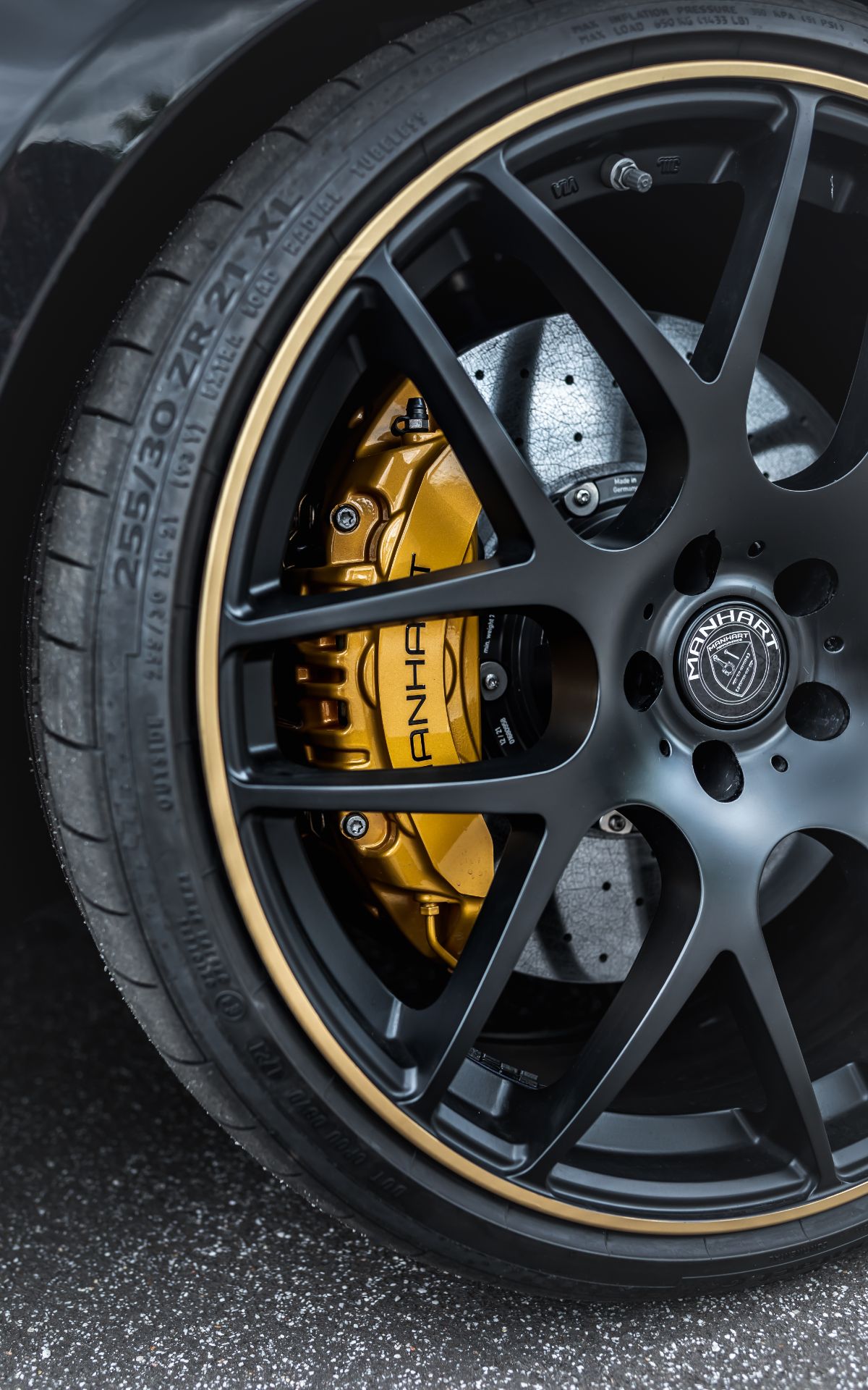 Manhart’s ER 800 Is A Mercedes-AMG E63 S On Supercar Steroids