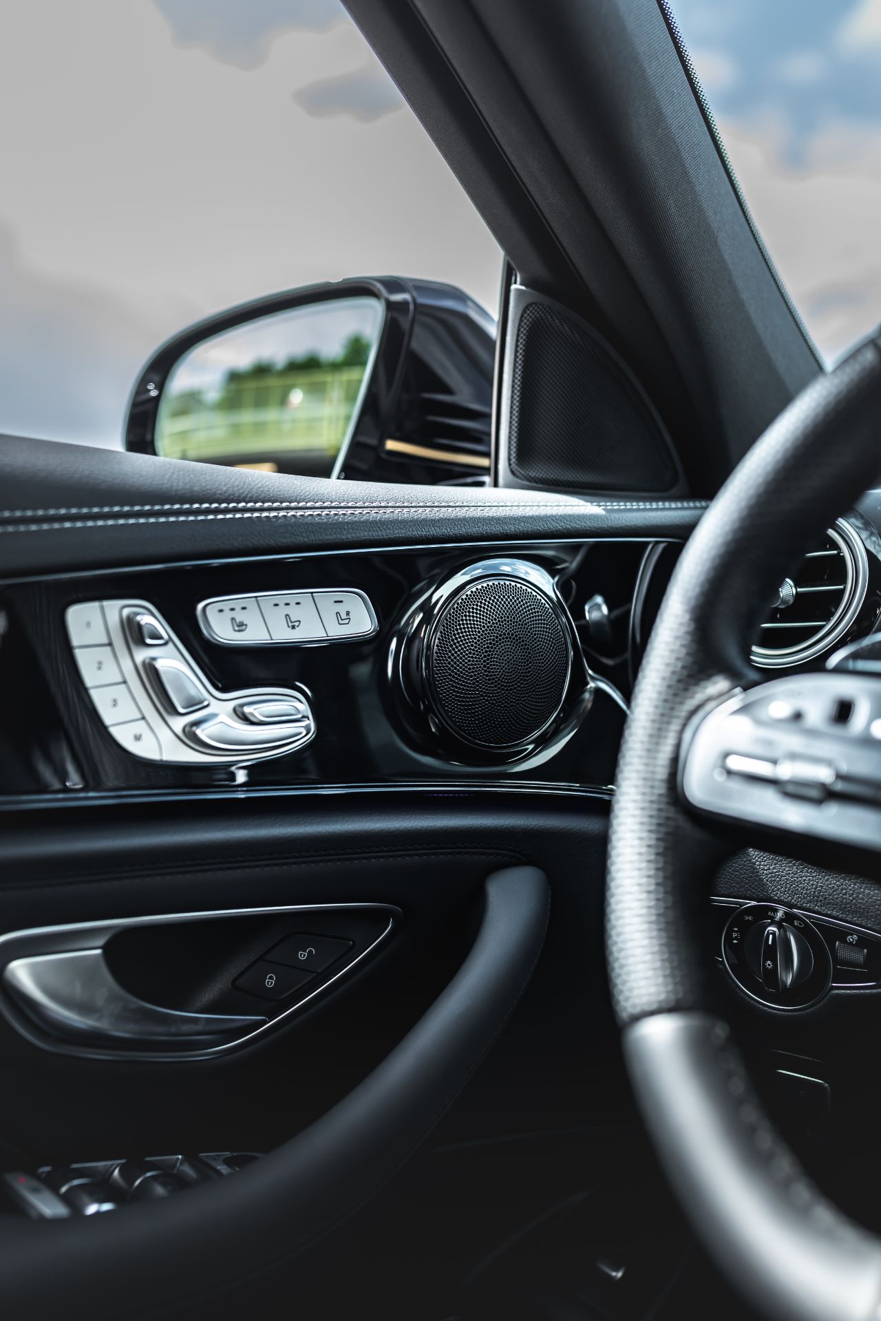 Manhart’s ER 800 Is A Mercedes-AMG E63 S On Supercar Steroids