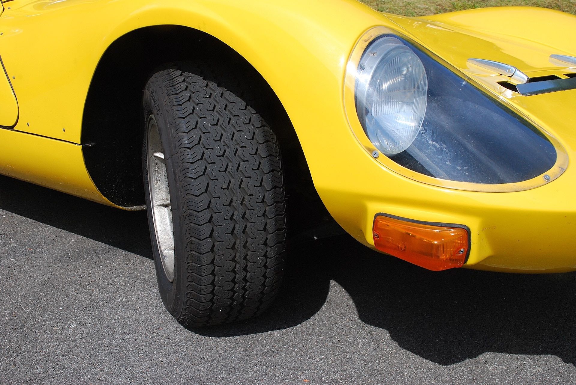 This Communist Sports Car Has A Crazy 1.3-Liter, Two-Stroke V6