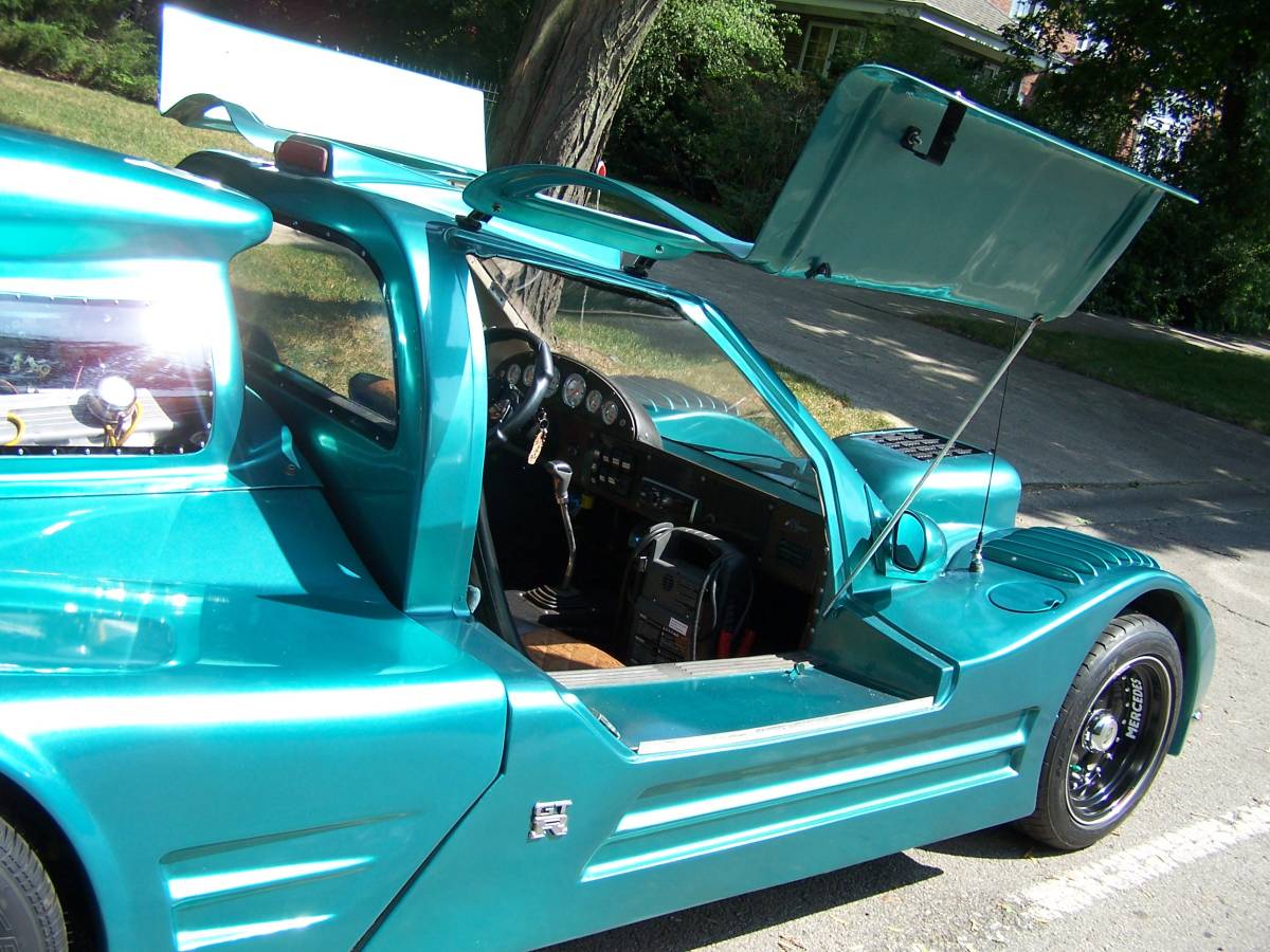 This Mercedes-Benz “Replica” Is Great In The “Terns” And Has “Gold Wing Doors”