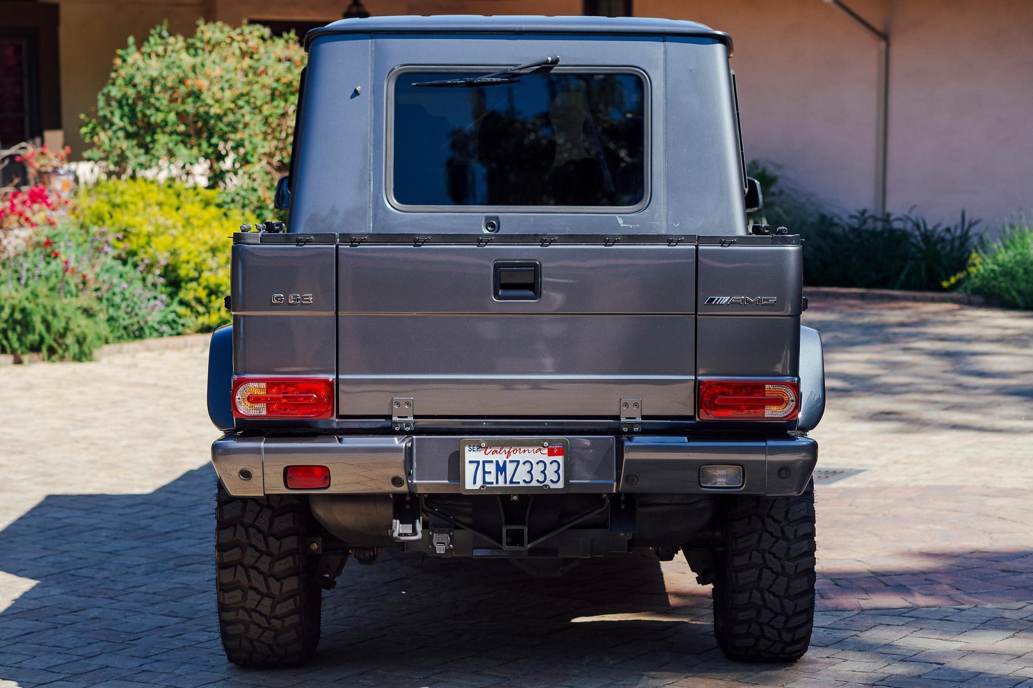 Will You Pick Up This Extended 2005 Mercedes-Benz G500 Truck Conversion?