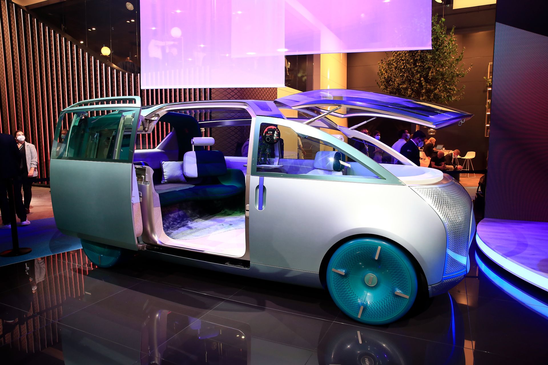 MINI Urbanaut Concept Might Lead To A Production Minivan, Company Says At Munich Motor Show