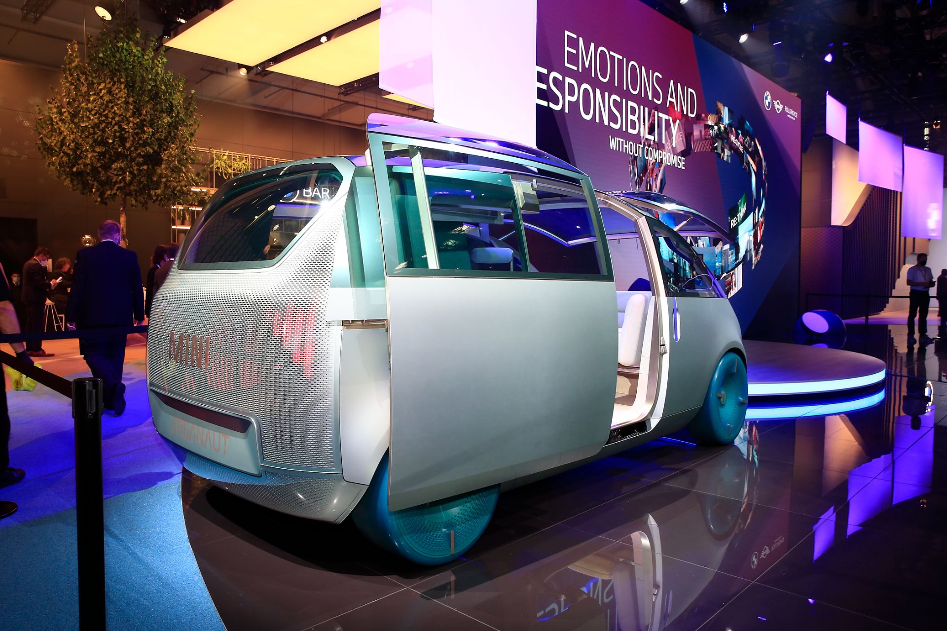 MINI Urbanaut Concept Might Lead To A Production Minivan, Company Says At Munich Motor Show