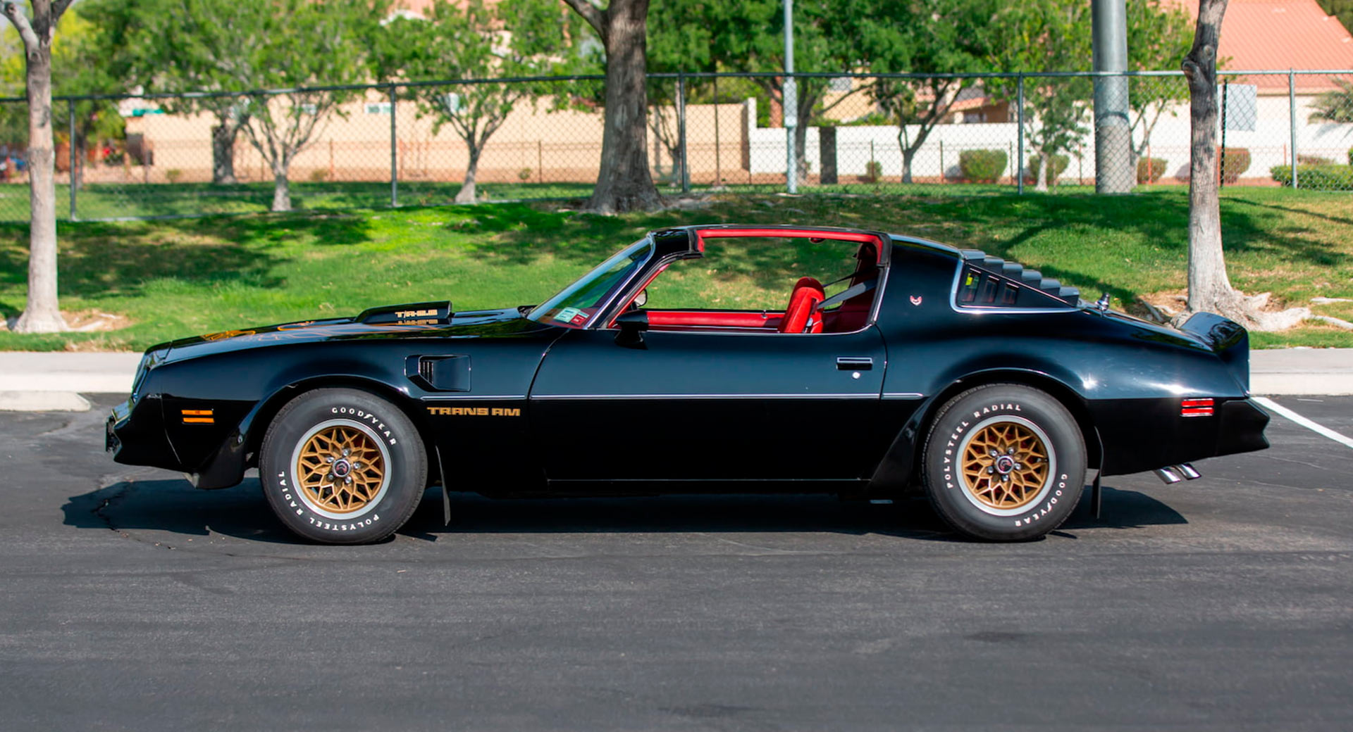 Low-Mileage 1978 Pontiac Firebird Trans Am Ticks The Right Boxes For Muscle Car Lovers