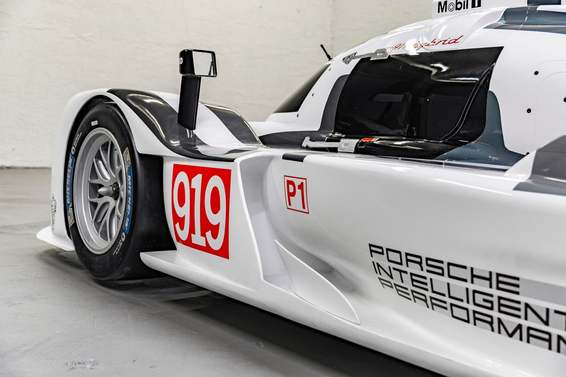 You Can Buy A Porsche 919 Hybrid At Auction Next Month, But There’s A Big Caveat