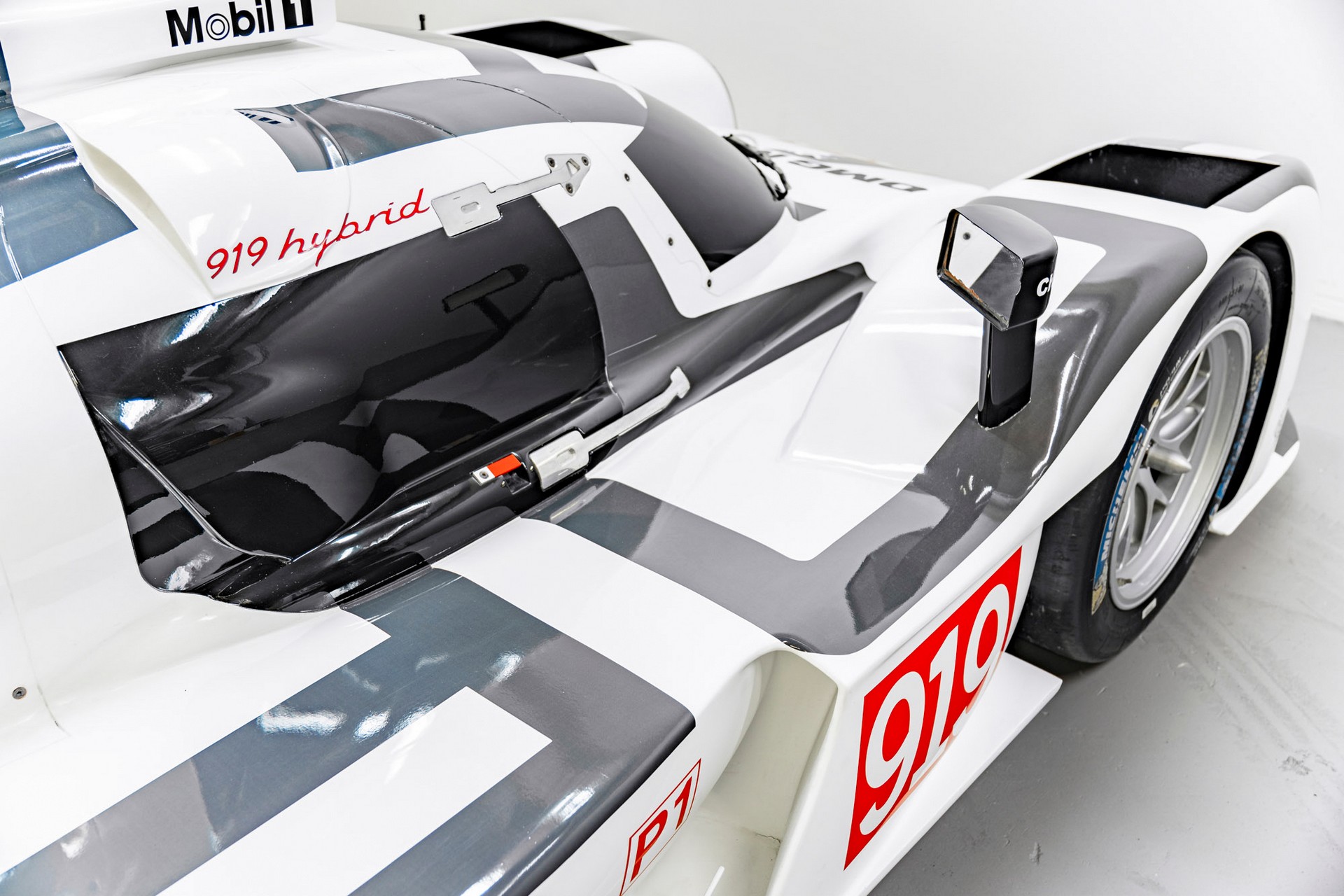You Can Buy A Porsche 919 Hybrid At Auction Next Month, But There’s A Big Caveat