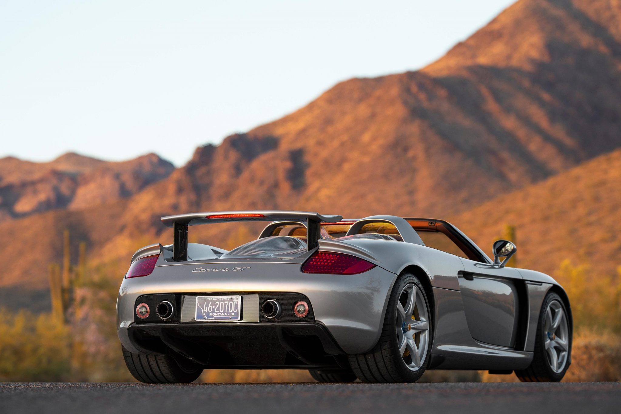 Bidding On This Low-Mileage Porsche Carrera GT Has Already Hit $1 Million
