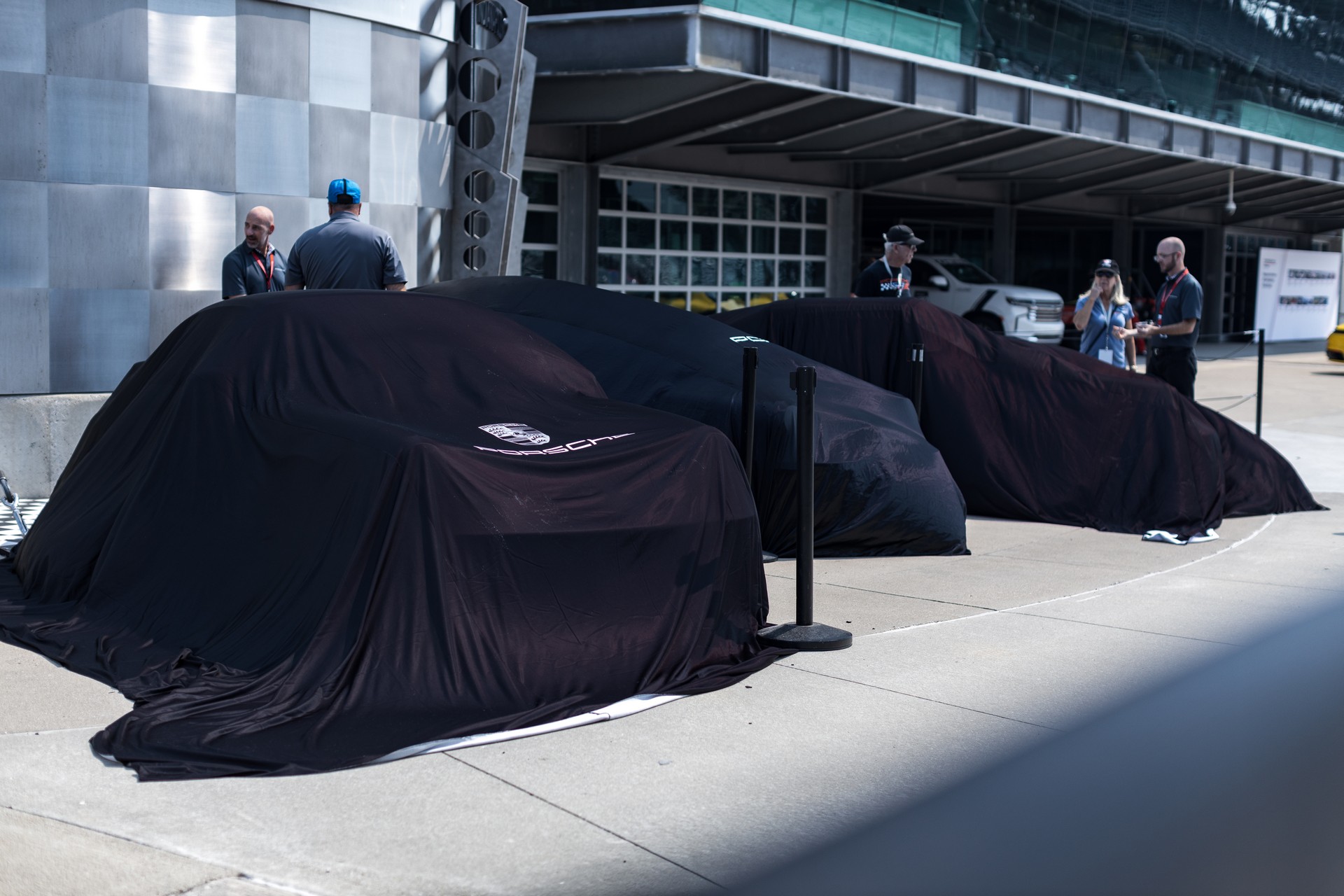 Porsche Classic Restoration Challenge Crowns This 1989 911 Targa The Winner
