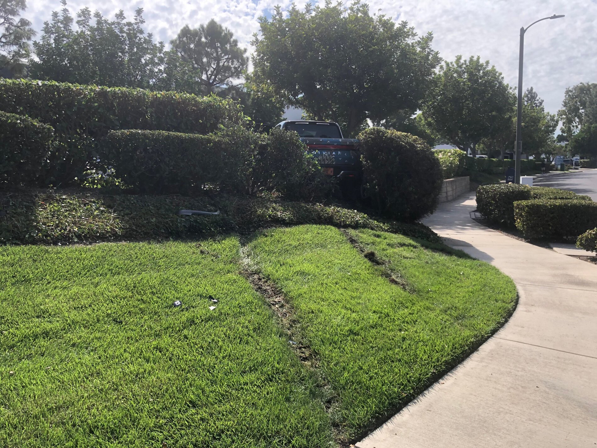 Rivian R1T Prototype Crashes Into Parked Ford Explorer And Mercedes S-Class