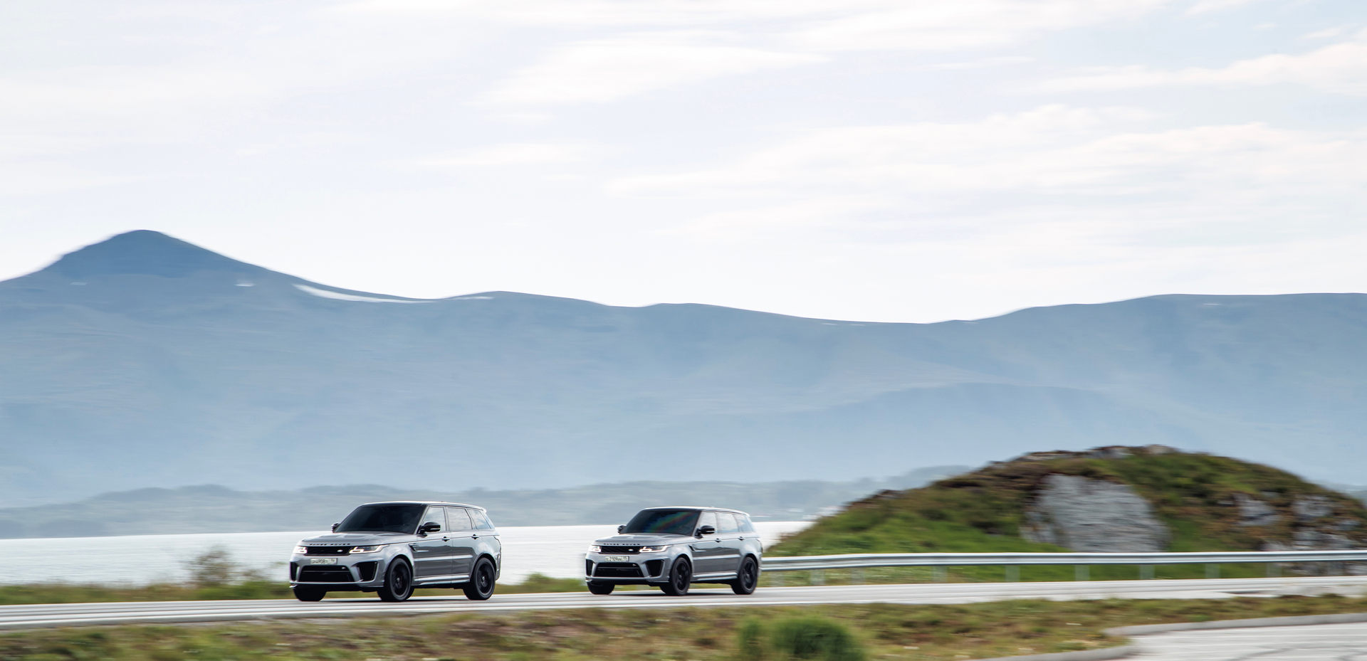 Go Behind-The-Scenes Of James Bond’s Off-Road Chase Starring Two Range Rover Sport SVRs