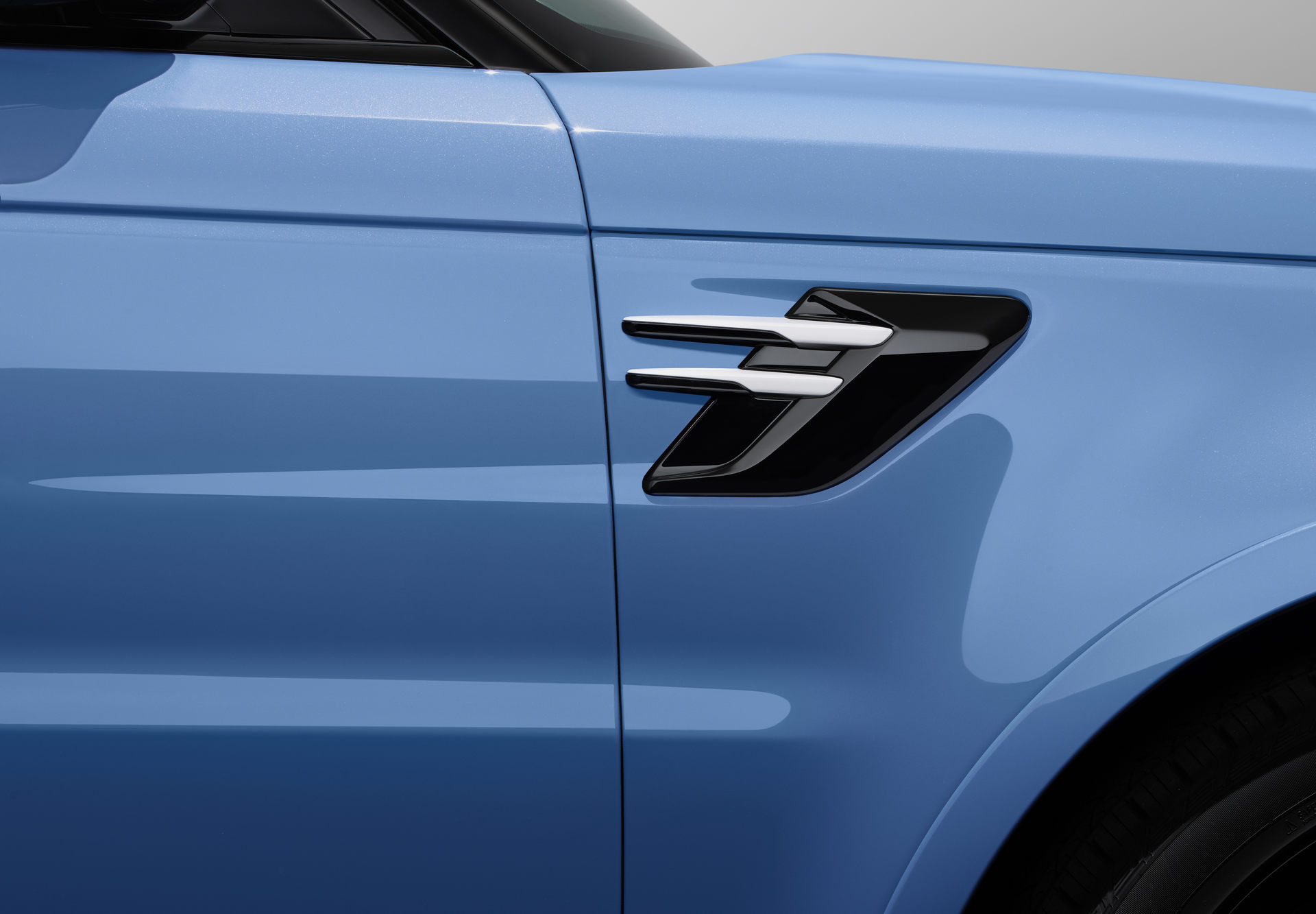 Aussies Get Their First Taste Of The Range Rover Sport SVR Ultimate Edition