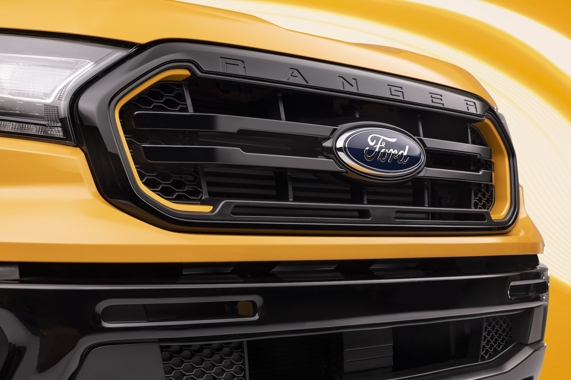 2022 Ford Ranger Splash Is A 1990s-Inspired Pick-Me-Up