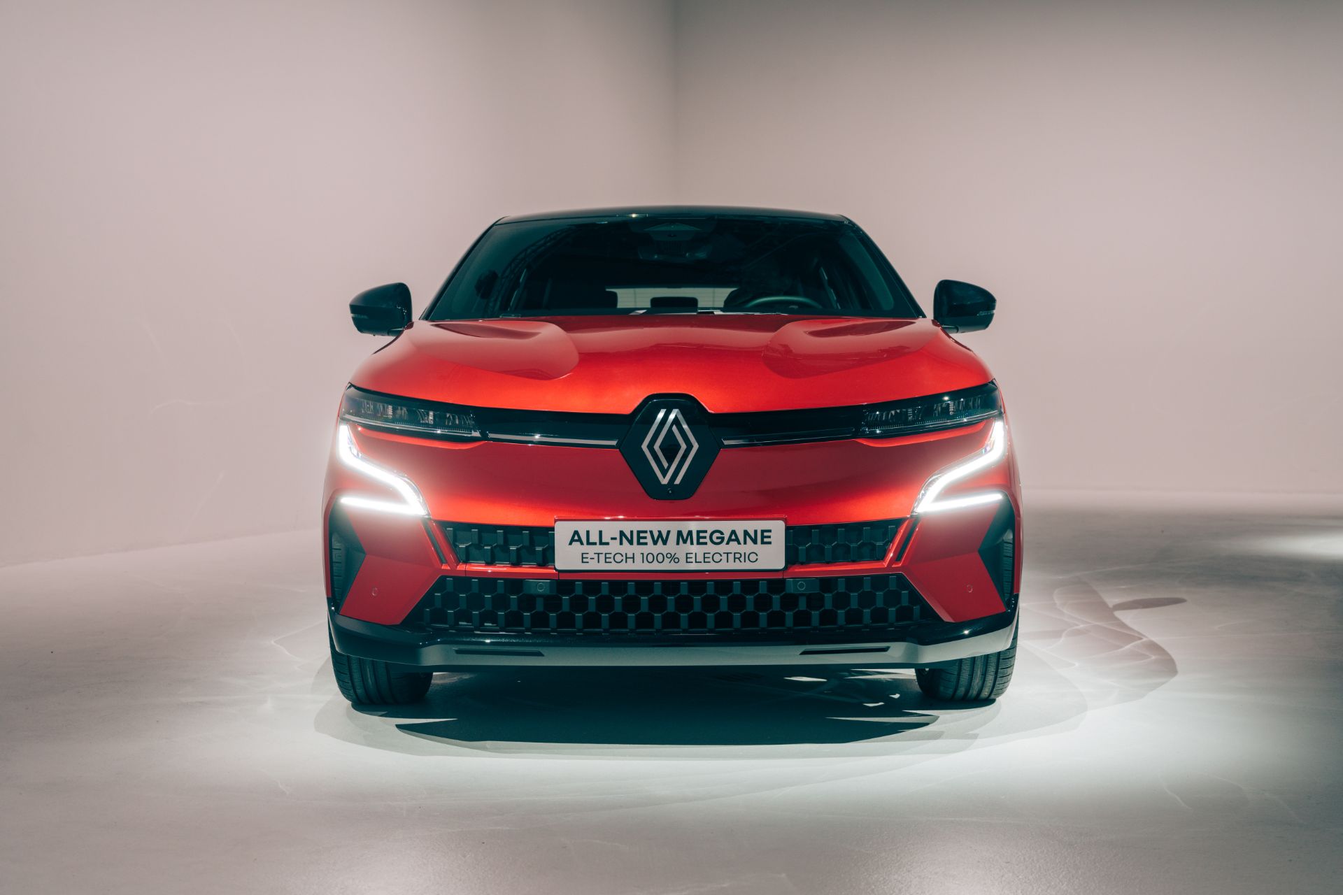 2022 Renault Mégane E-Tech Unveiled As A Fully Electric Compact Crossover