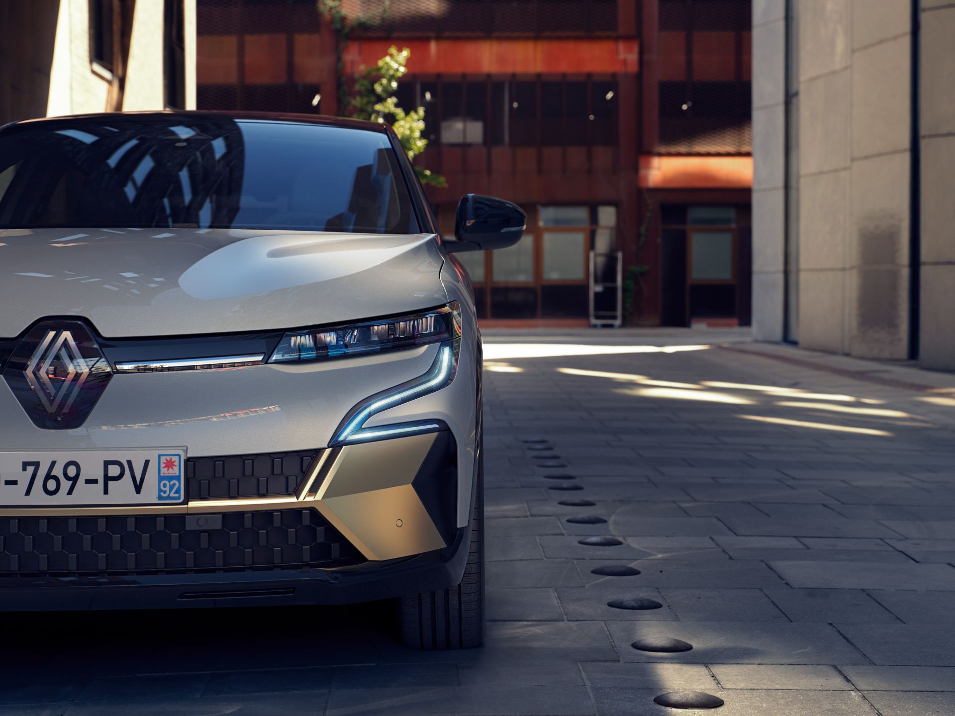 2022 Renault Mégane E-Tech Unveiled As A Fully Electric Compact Crossover