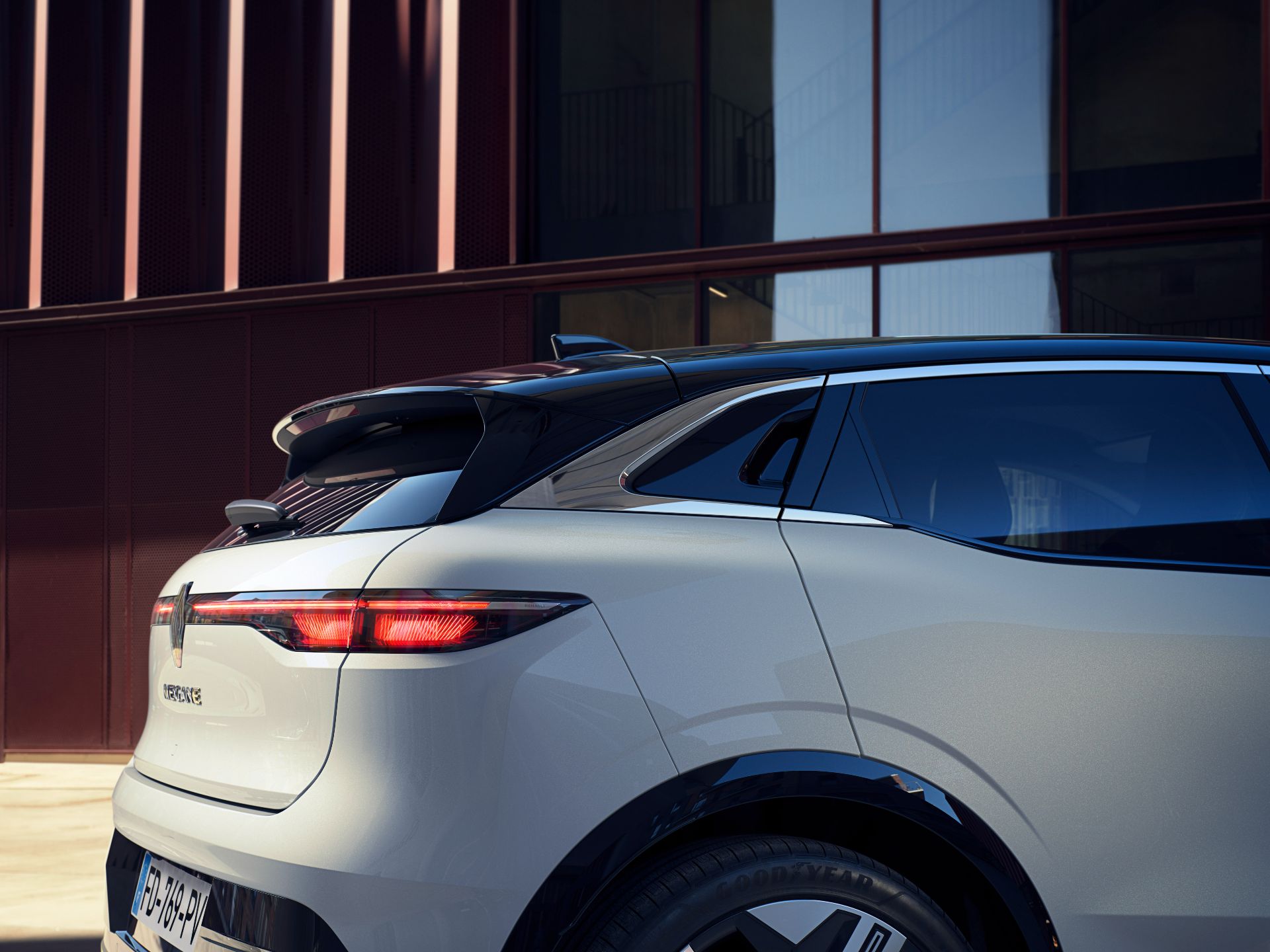 2022 Renault Mégane E-Tech Unveiled As A Fully Electric Compact Crossover