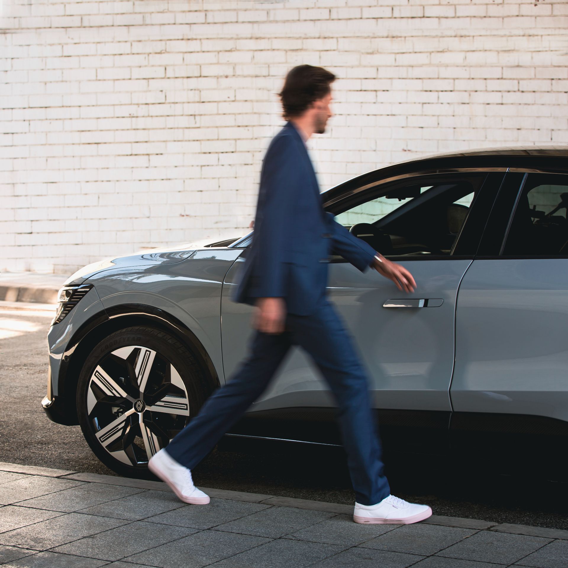 2022 Renault Mégane E-Tech Unveiled As A Fully Electric Compact Crossover