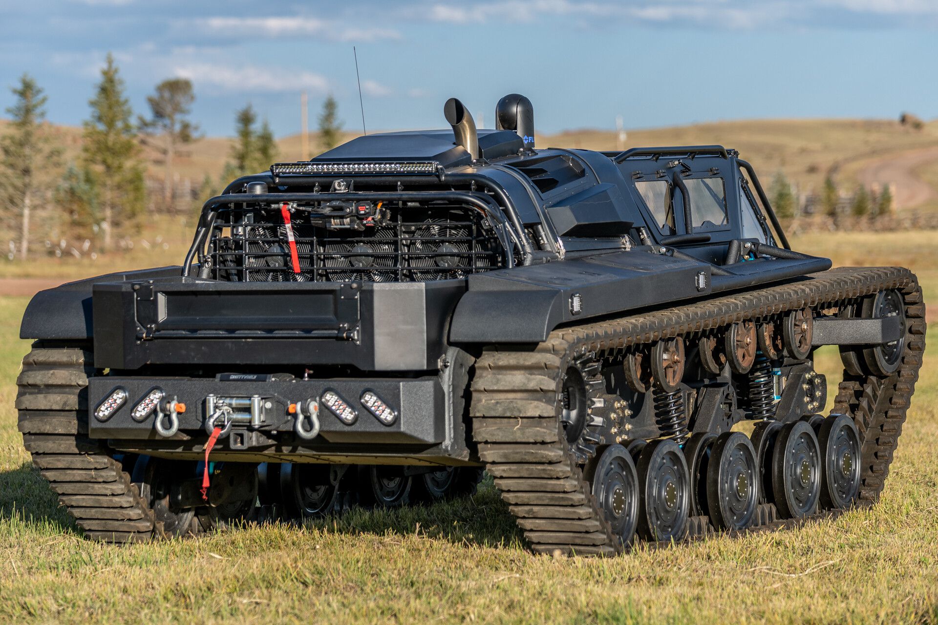 Insane Ripsaw EV3-F4 Recreational Tank Will Take You Anywhere, Anytime