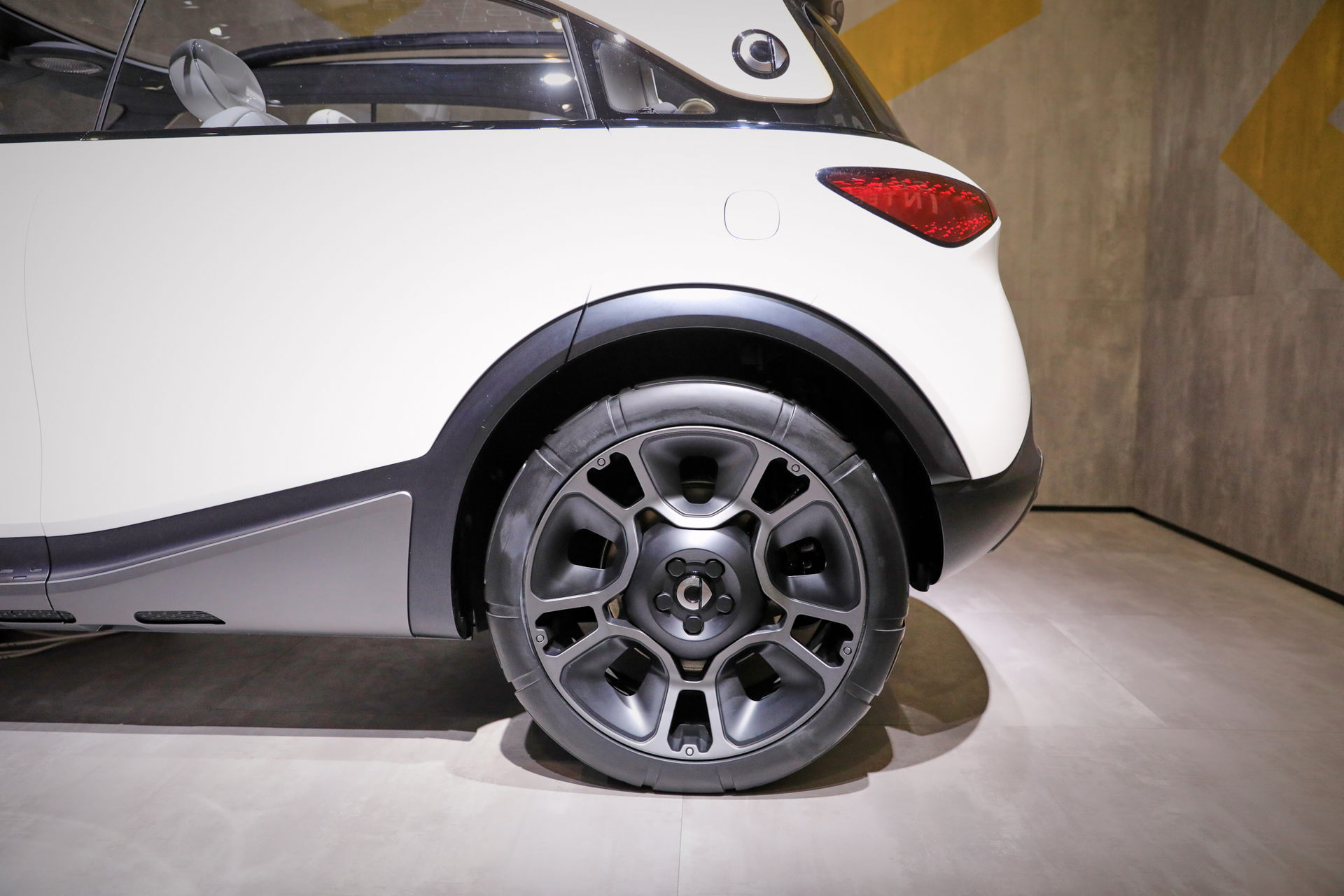 Smart Hits The Reset Button With New Concept #1 SUV