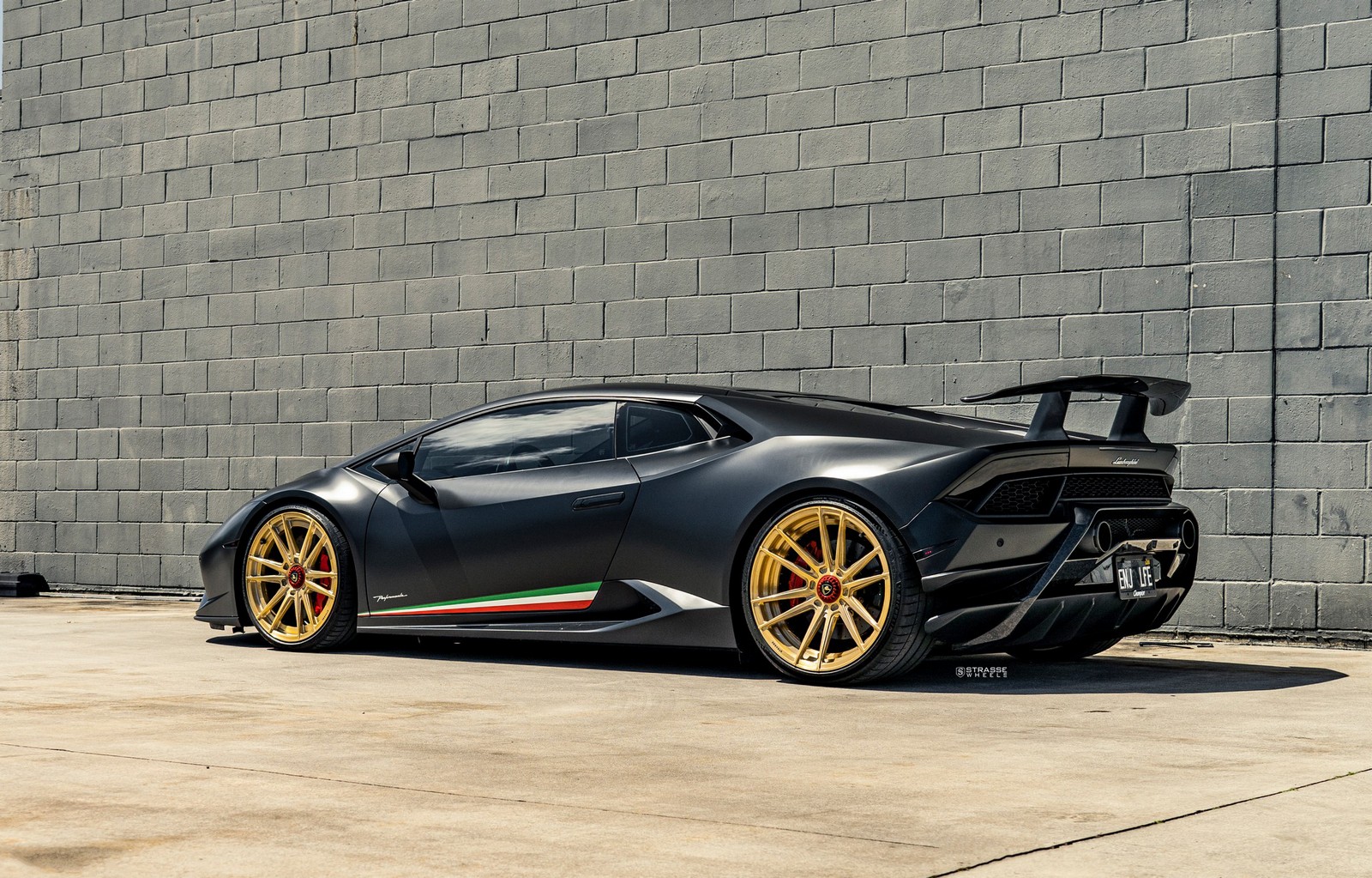 Nero Nemesis Twin Turbo Lamborghini Huracan Performante Looks Good On Golden Wheels