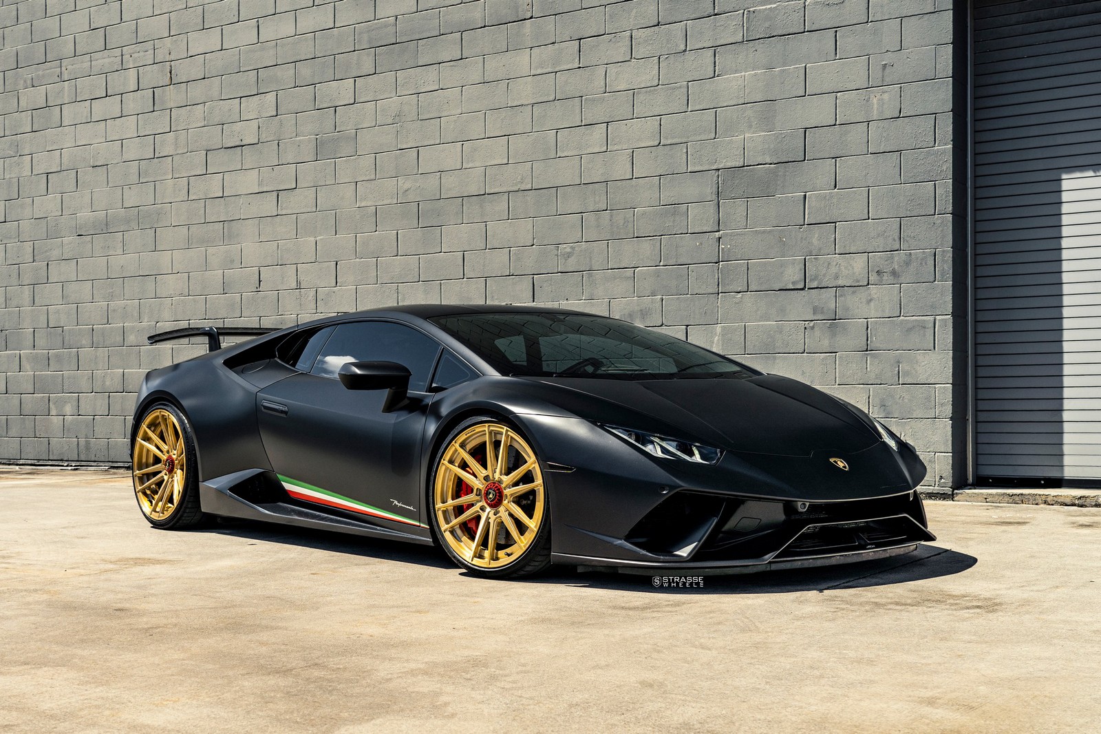 Nero Nemesis Twin Turbo Lamborghini Huracan Performante Looks Good On Golden Wheels