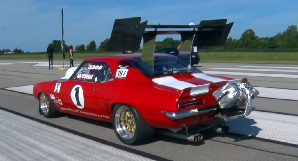  Whoa, Check Out That 9.0-liter Supercharged 1969 Camaro’s Rear Wing!