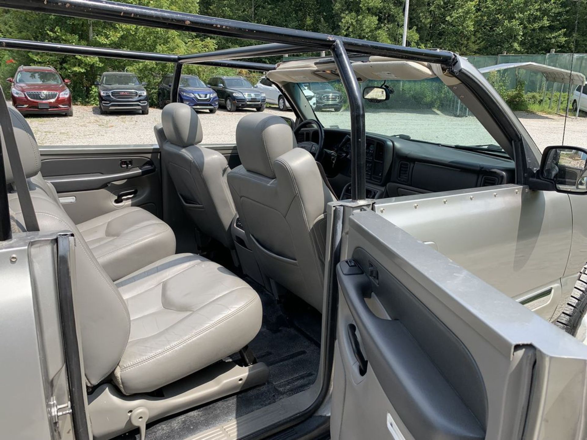 Custom GMC Yukon XL Convertible Could Double As A Safari Vehicle