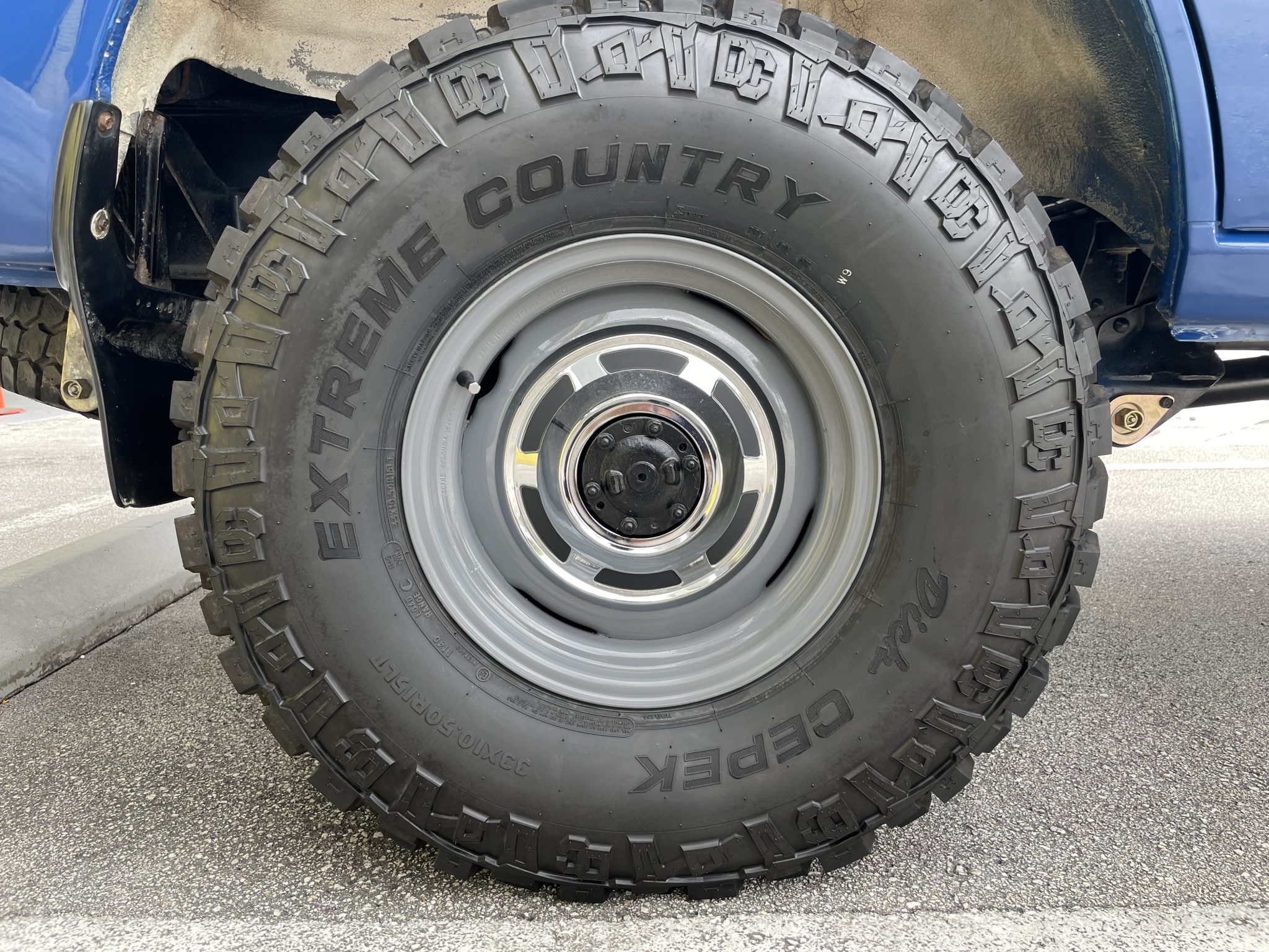 Would You Buy This Refurbished 1989 Toyota Land Cruiser With 200,000 Miles On It?