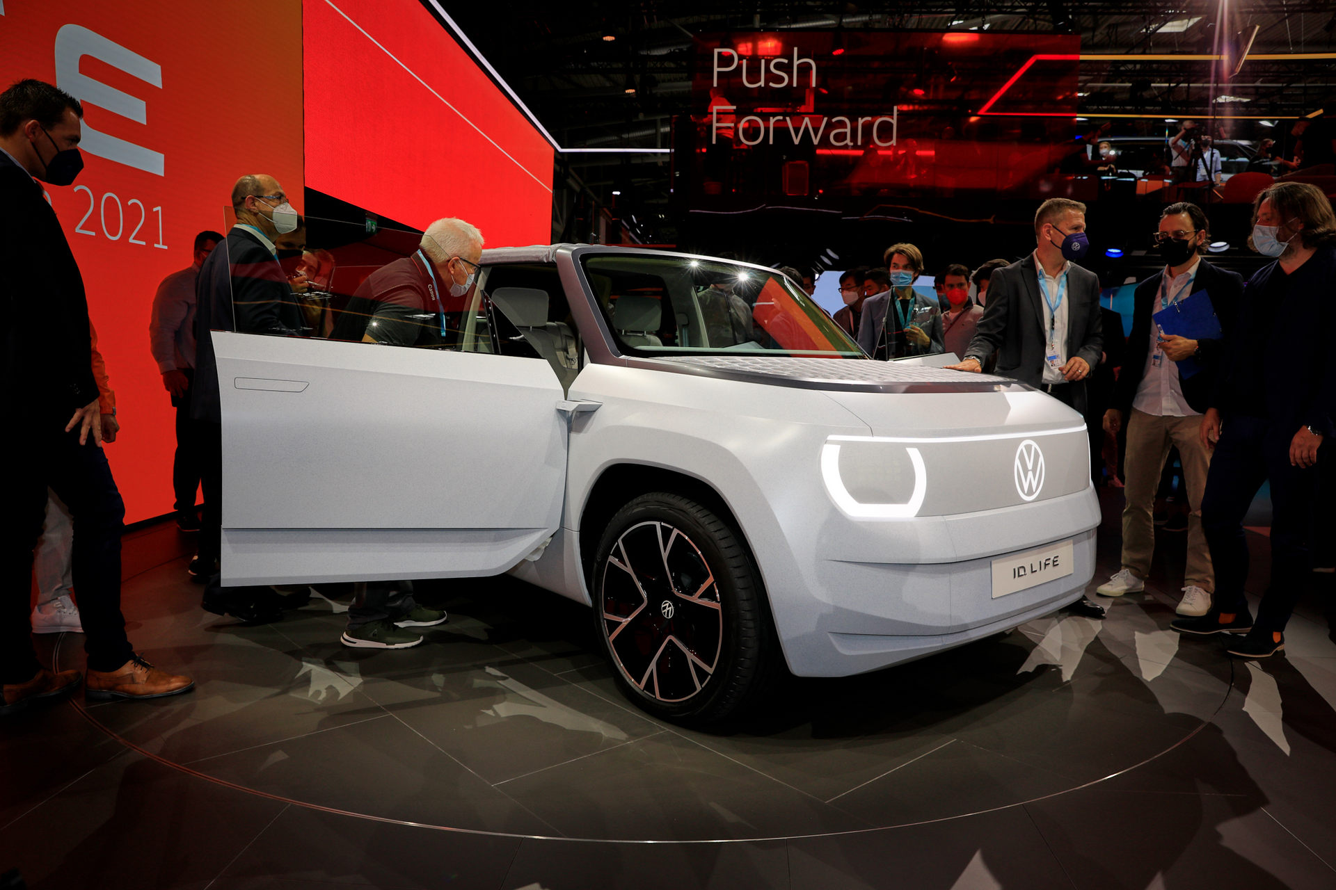 VW ID. LIFE Previews Small EV That Will Launch In 2025 Priced At Around €20,000