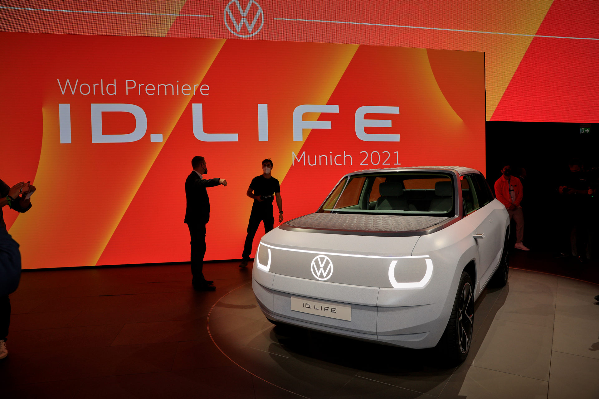 VW ID. LIFE Previews Small EV That Will Launch In 2025 Priced At Around €20,000