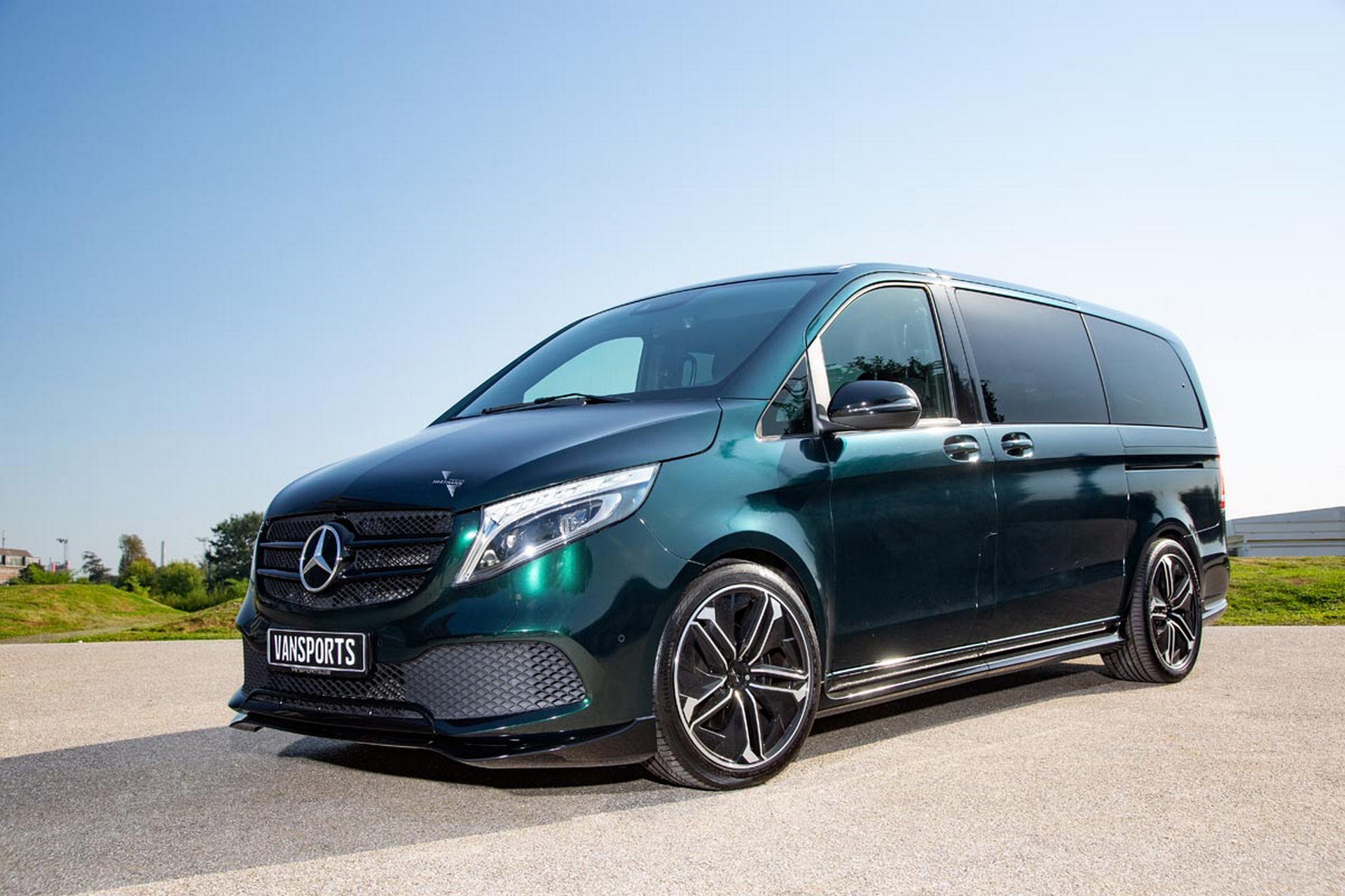 VanSports Amps Up The V300d Diesel And All-Electric e-Vito Mercedes-Benz Vito