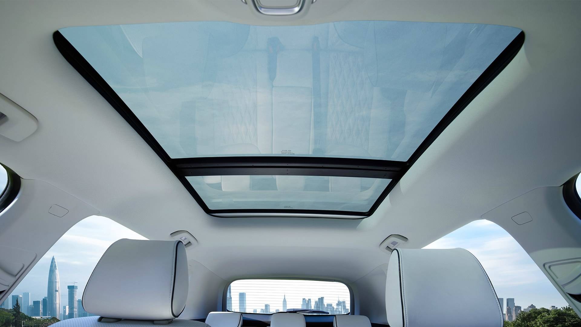 Wuling Launches New Asta Crossover In China