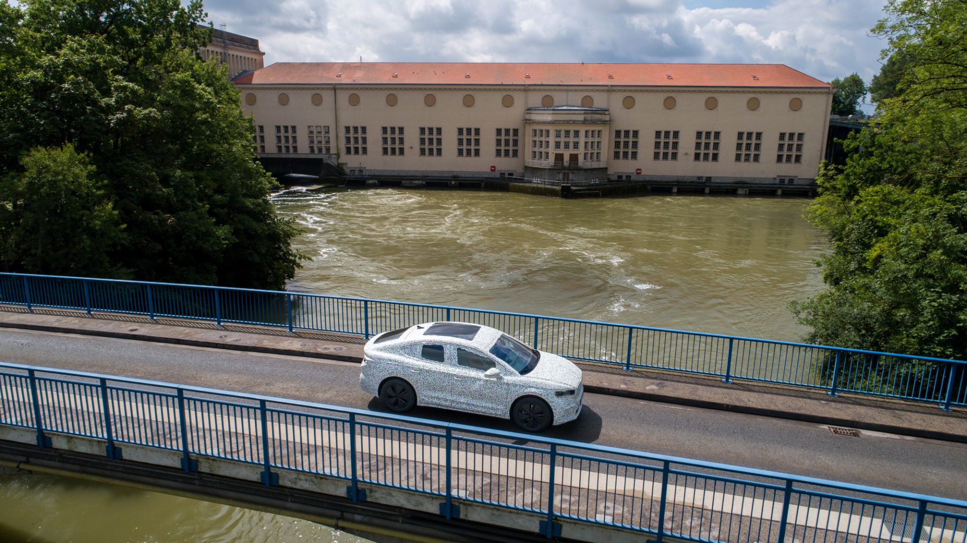 Skoda Enyaq Coupé iV Shows Aerodynamic Shape Ahead Of January 31 Debut