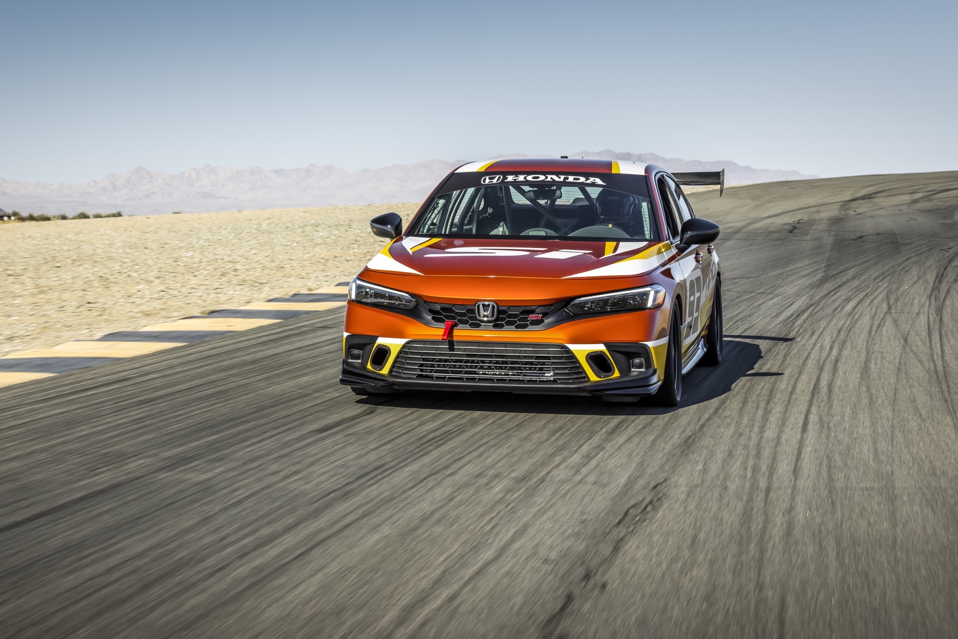 Honda To Bring Two 2022 Civic Si Racing Prototypes To SEMA