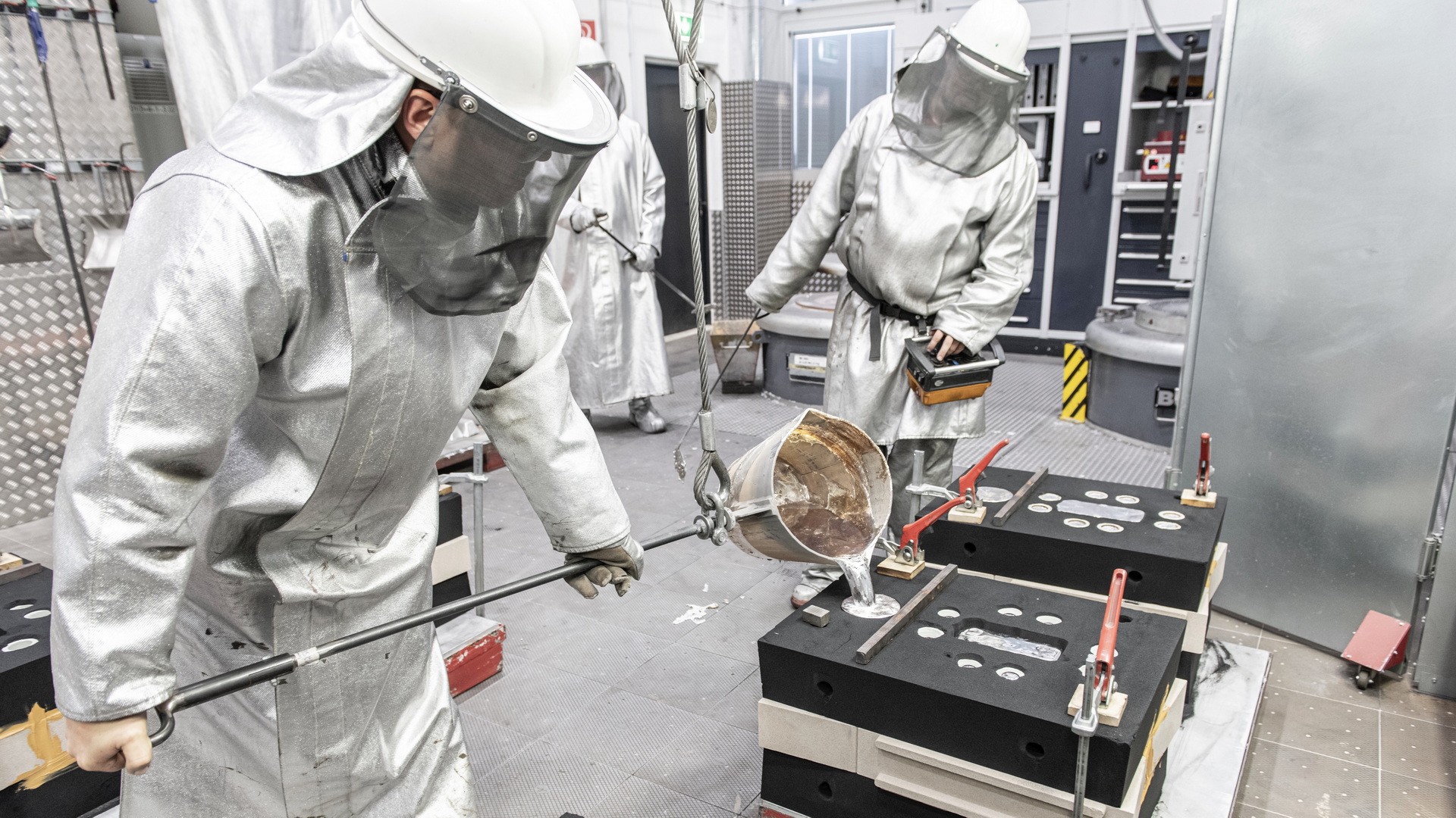 Porsche Spent A Year And A Half Restoring This Championship-Winning 962C Back To Original Condition