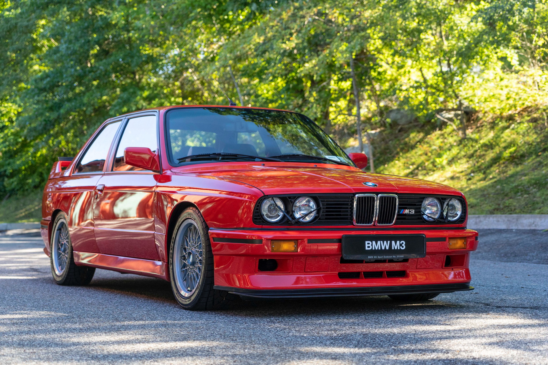 This 1-Of-600 1990 E30 M3 Sport Evolution Is The Pinnacle Of BMW’s Icon