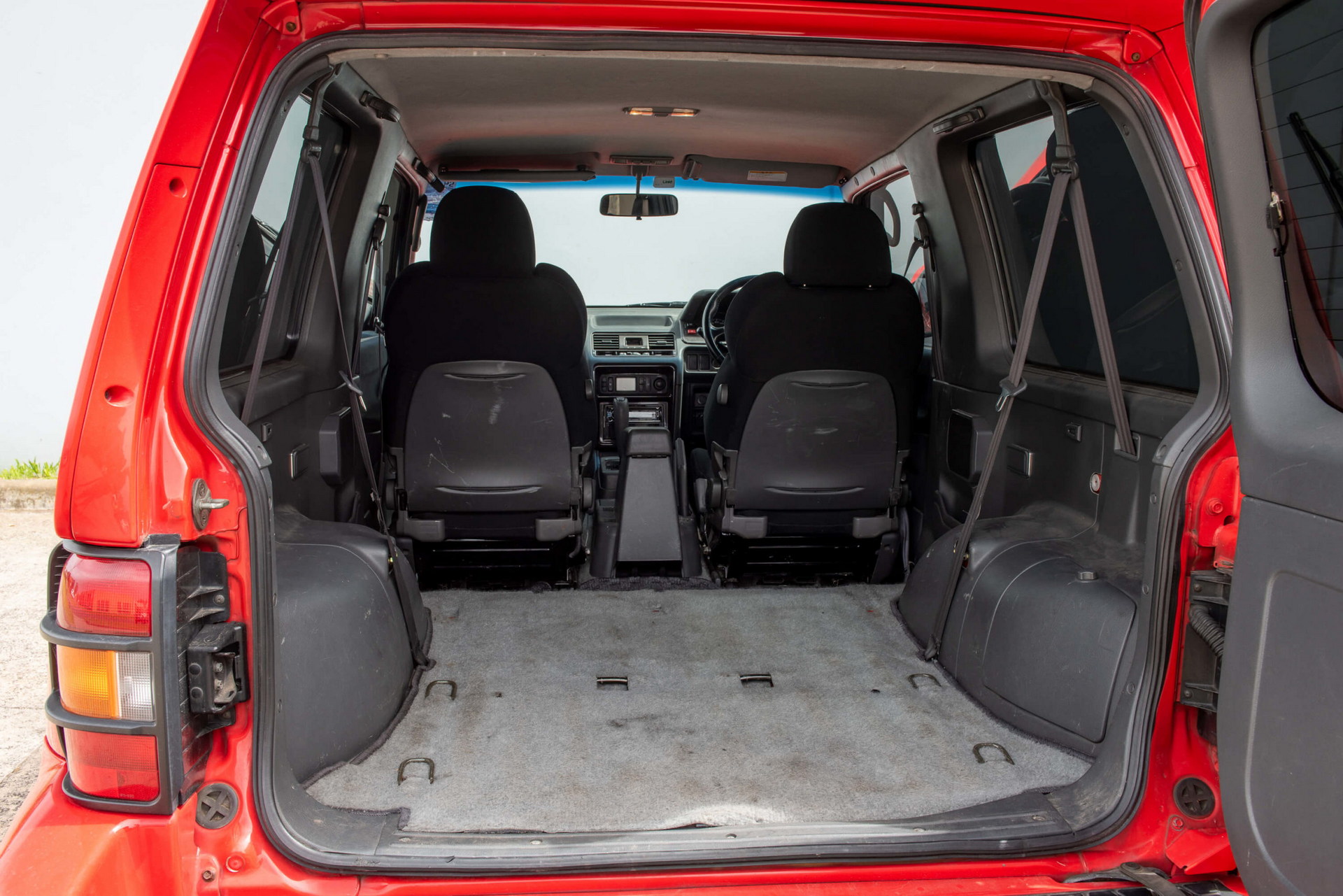 1997 Mitsubishi Pajero Evo Is A Reminder Of The Brand’s Dakar-Dominating Days