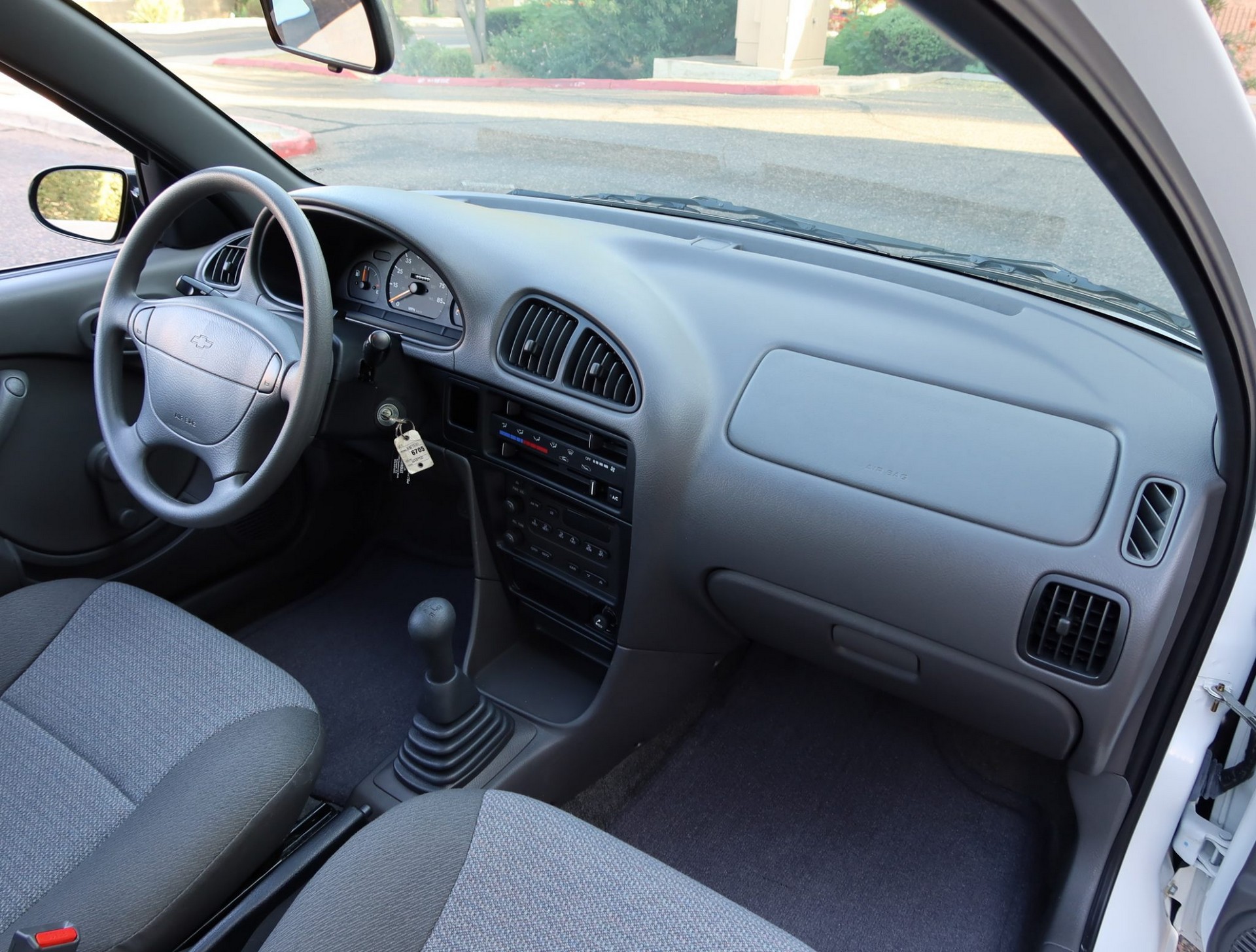 This 400 Mile Chevy Metro Hatchback Is An Economy Car Time Capsule From 2000
