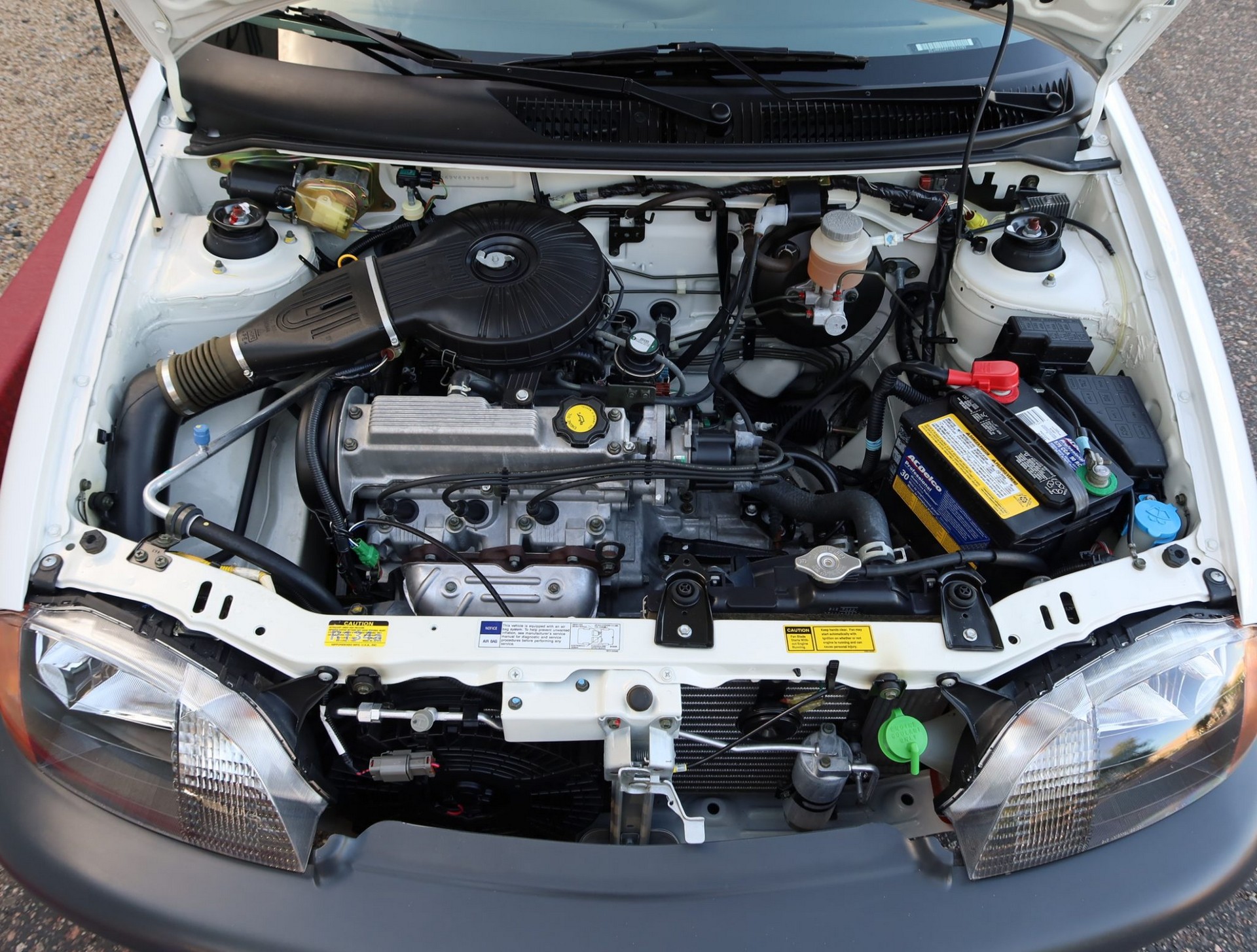 This 400 Mile Chevy Metro Hatchback Is An Economy Car Time Capsule From 2000