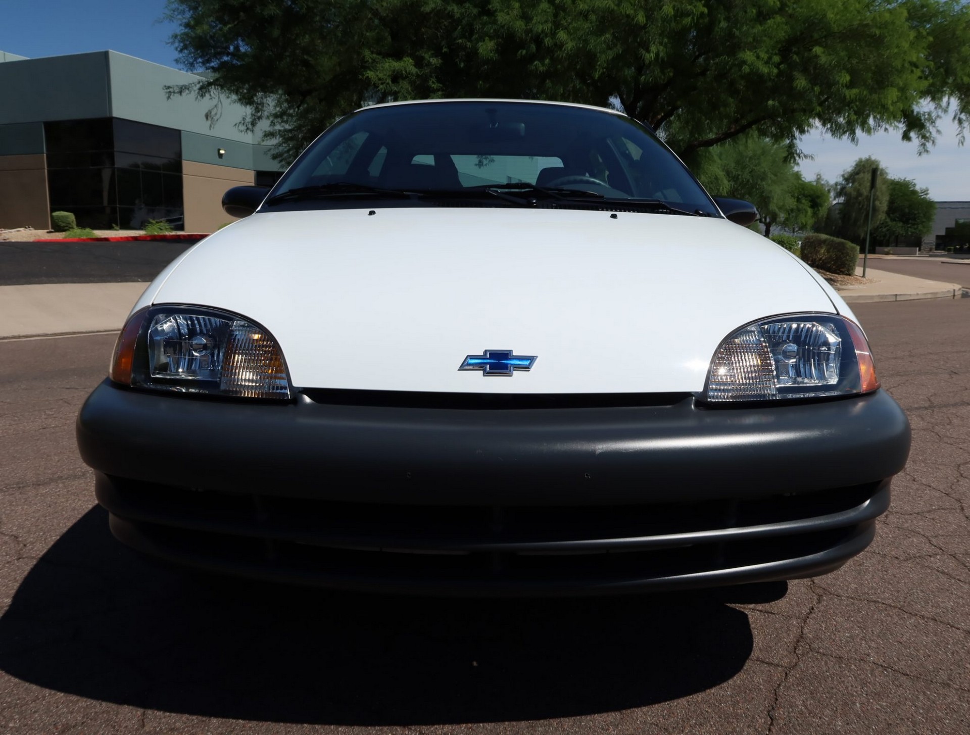 This 400 Mile Chevy Metro Hatchback Is An Economy Car Time Capsule From 2000