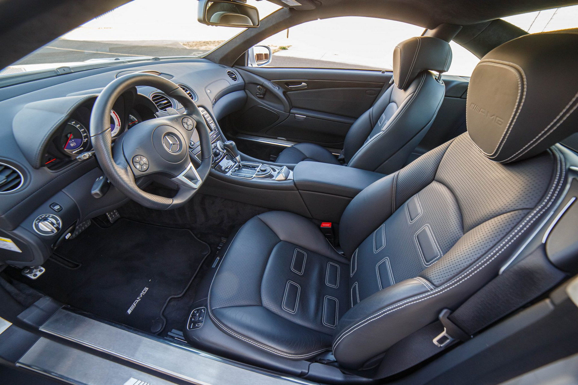 This 11k-Mile 2009 Mercedes-Benz SL65 AMG Black Series Fetched $405,000