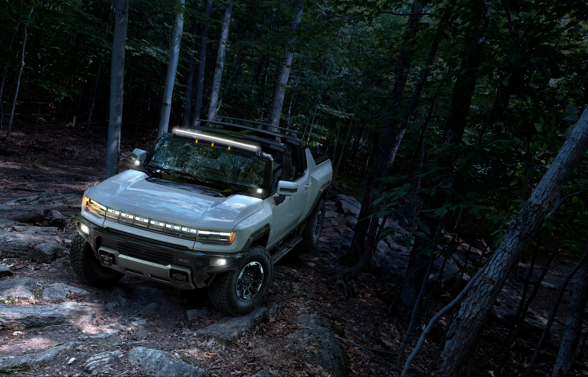 GMC To Show 2023 Hummer EV Personalization Options At SEMA