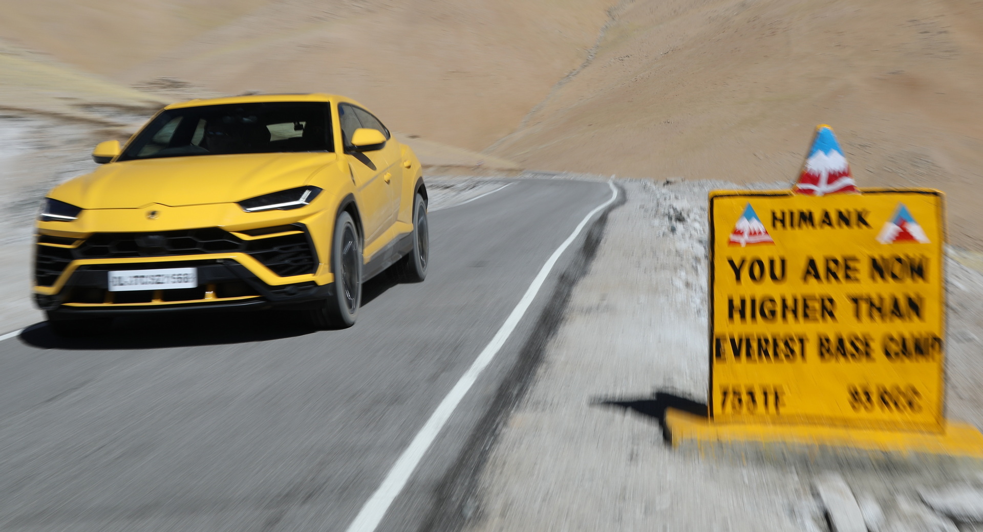 Lamborghini Urus Completes The New Highest Drivable Road On Earth