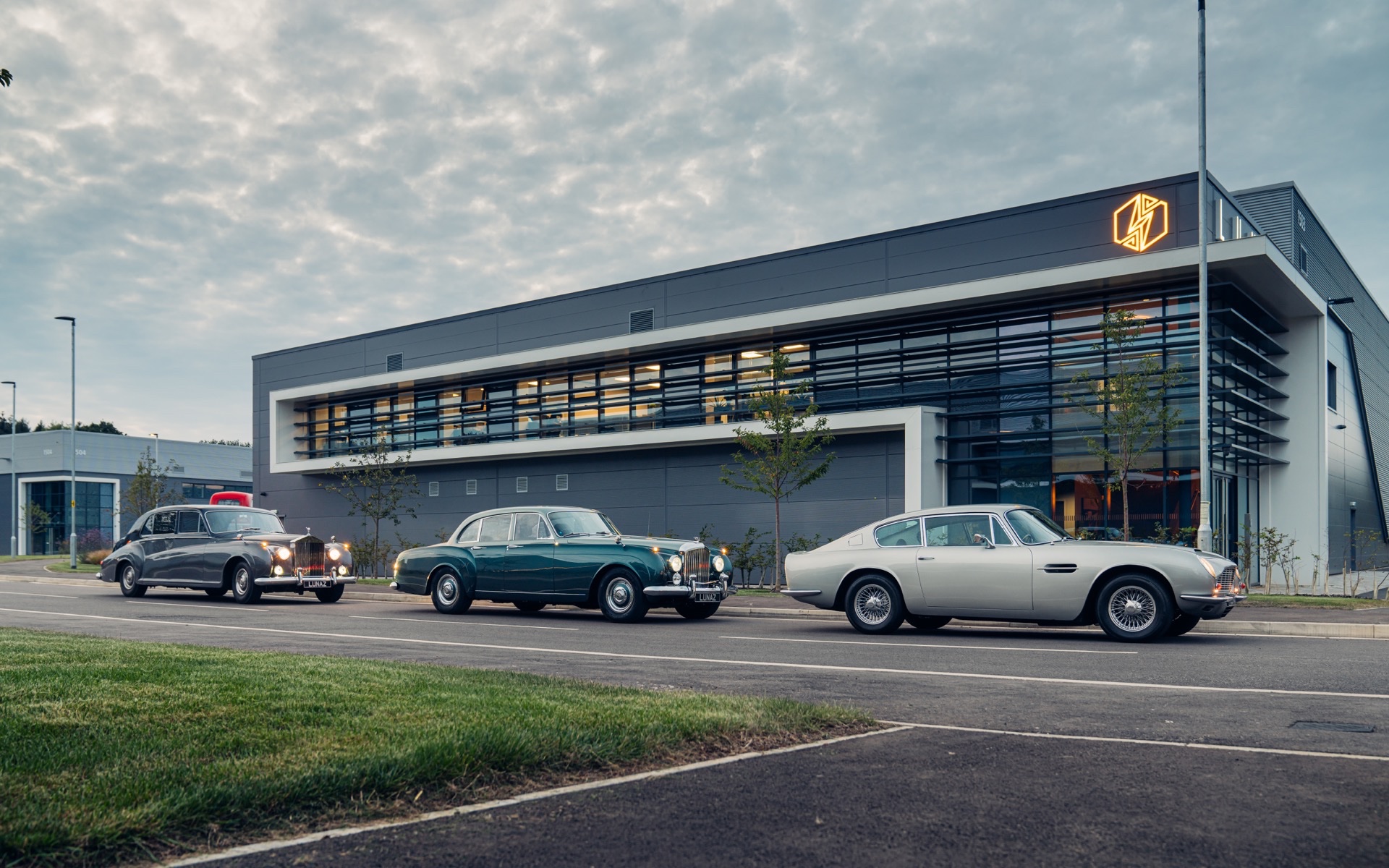 Lunaz Converts Aston Martin’s Classic DB6 Into A Million-Dollar EV