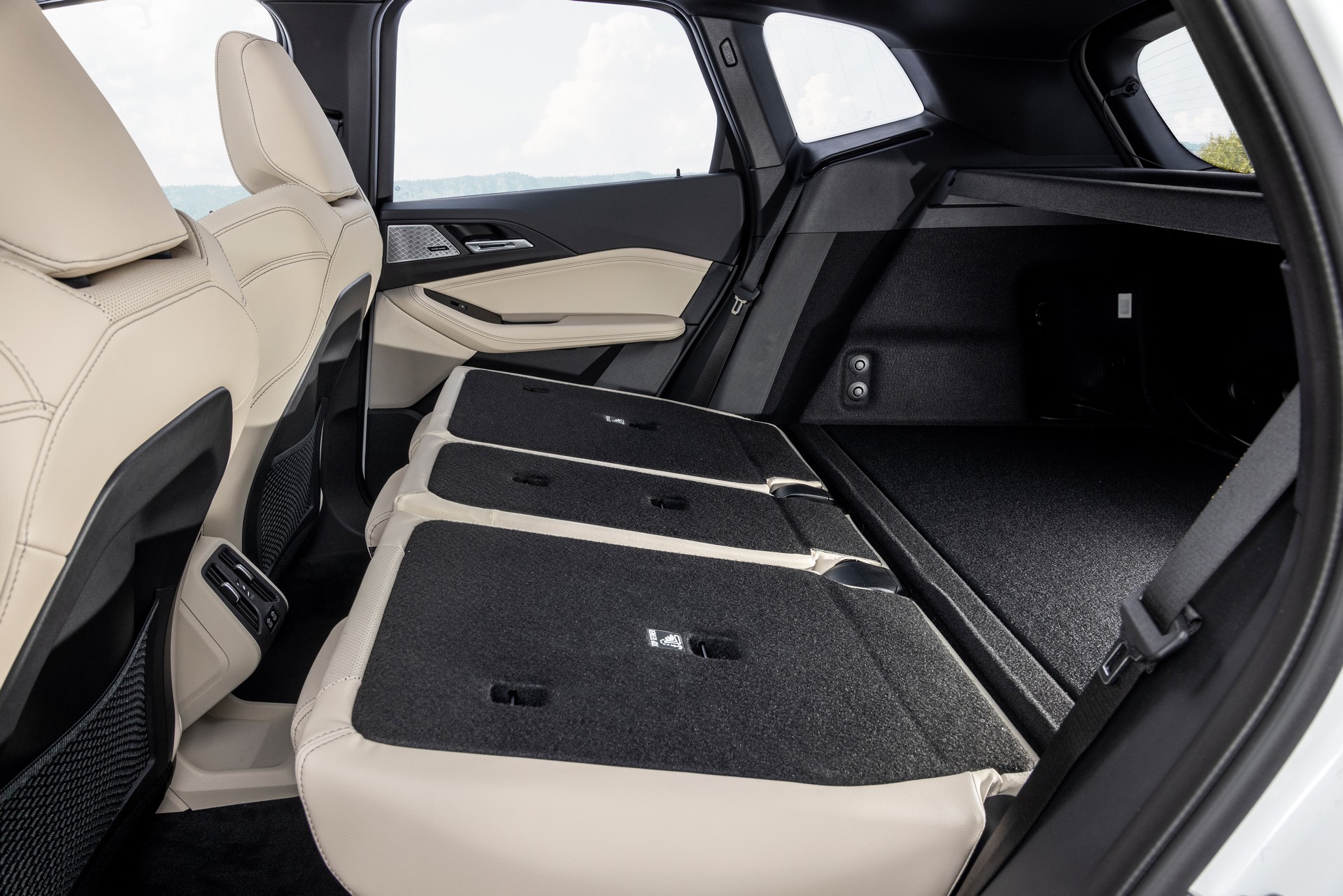 2022 BMW 2-Series Active Tourer Debuts With Massive Grille, New Tech And Plug-In Hybrid Power