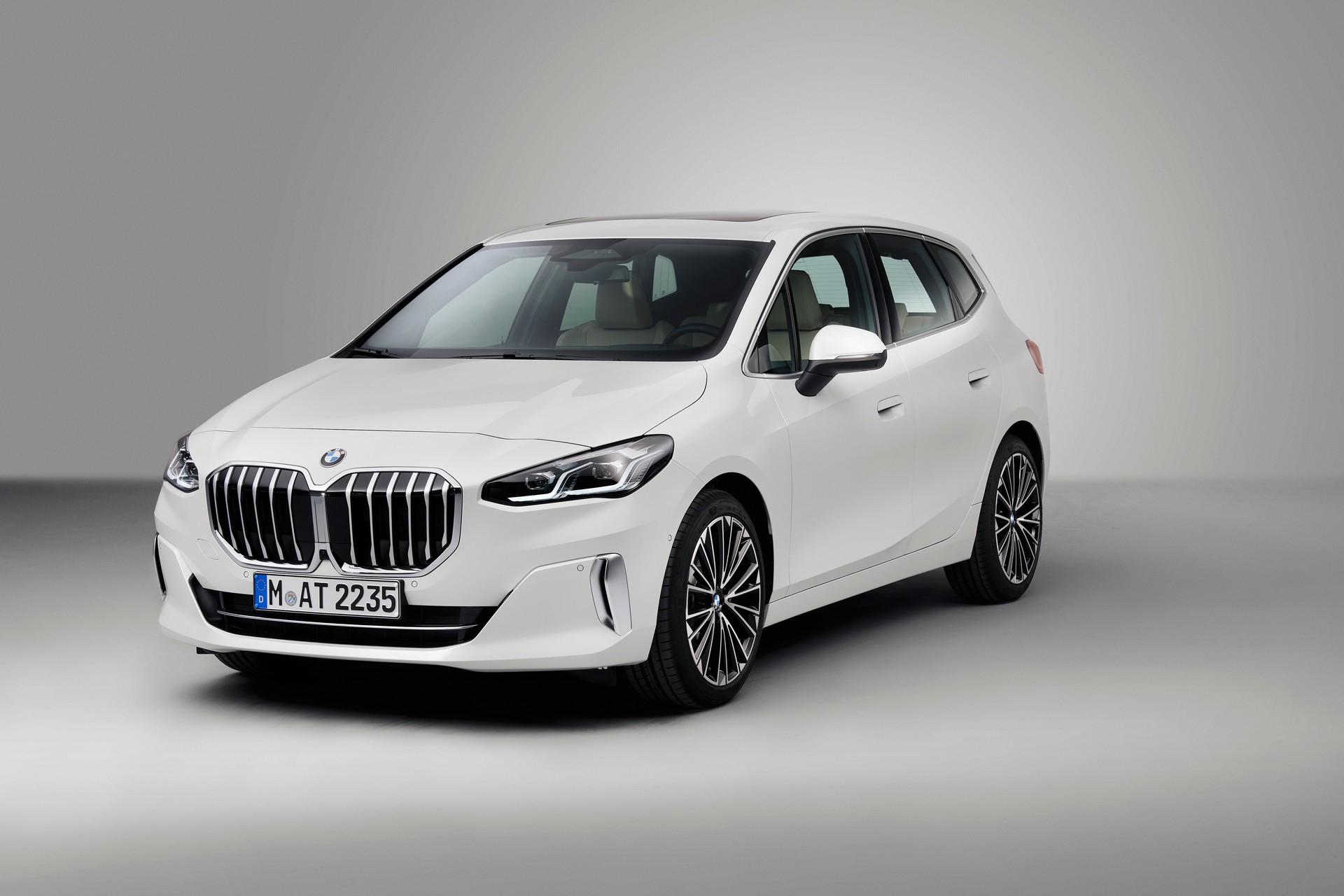 2022 BMW 2-Series Active Tourer Debuts With Massive Grille, New Tech And Plug-In Hybrid Power