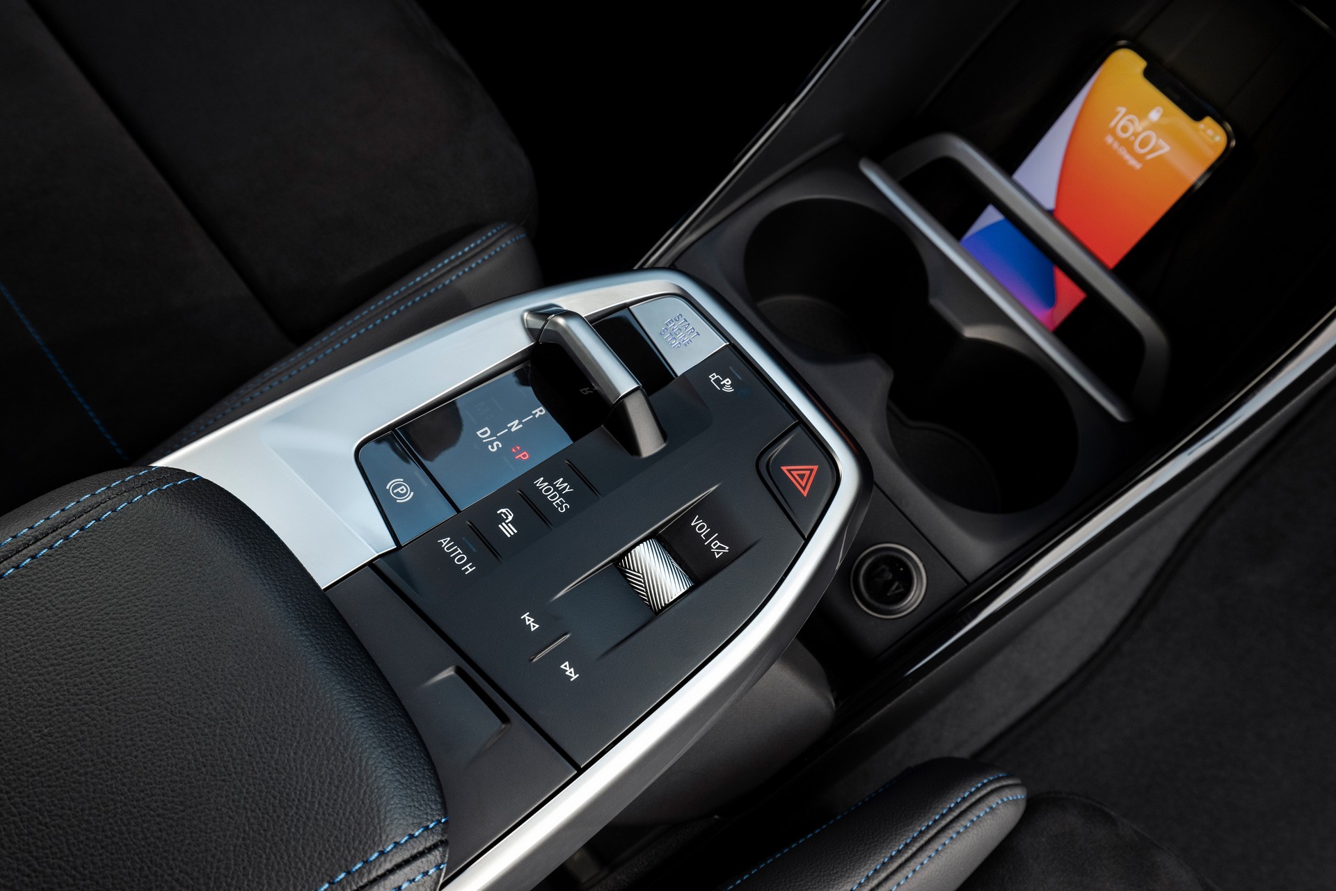 2022 BMW 2-Series Active Tourer Debuts With Massive Grille, New Tech And Plug-In Hybrid Power