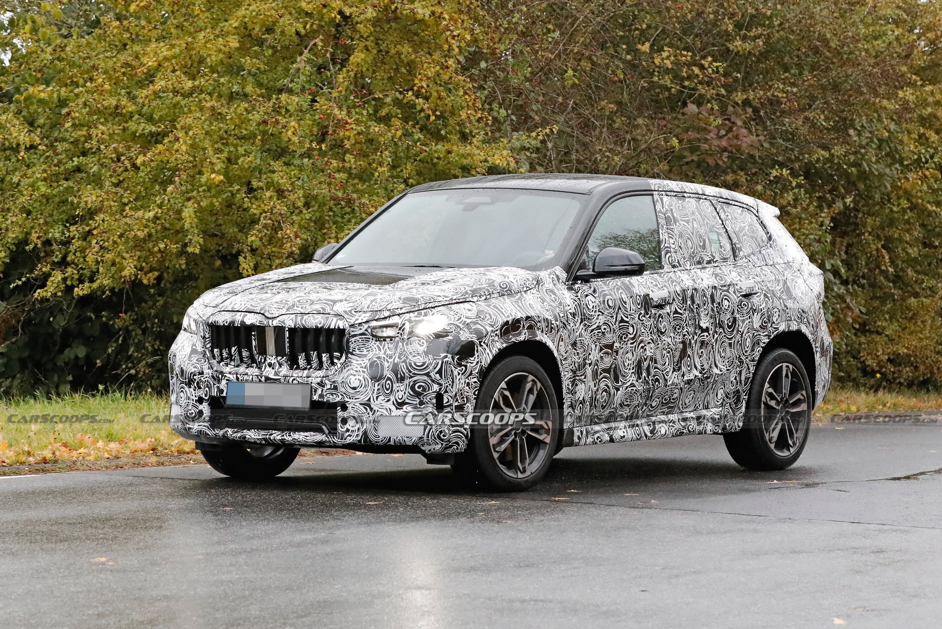 2023 BMW X1 M35i Spied With Quad-Tailpipes Powersliding In The Snow