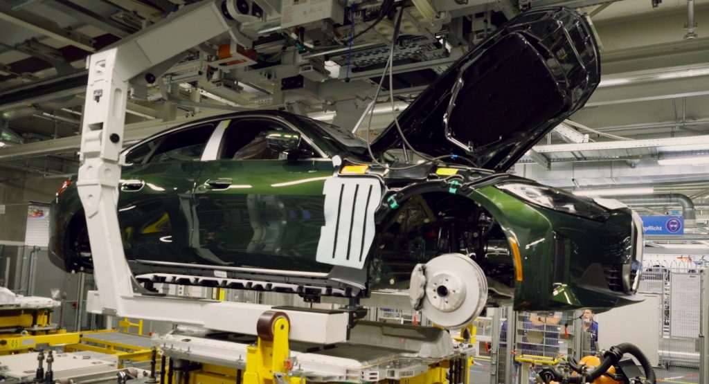  First Series Production BMW i4 Has Rolled Off The Assembly Line In Munich