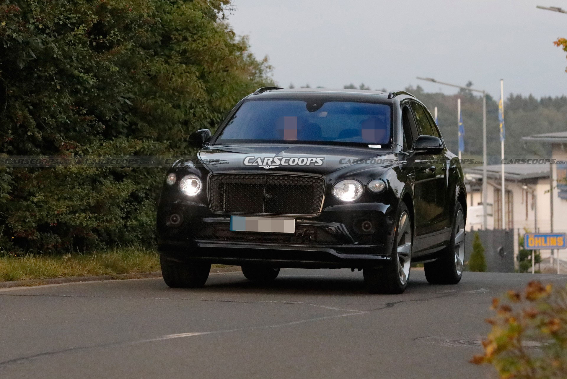 New Bentley Bentayga Black Edition Spied As A Blackout Model For The Jet Set