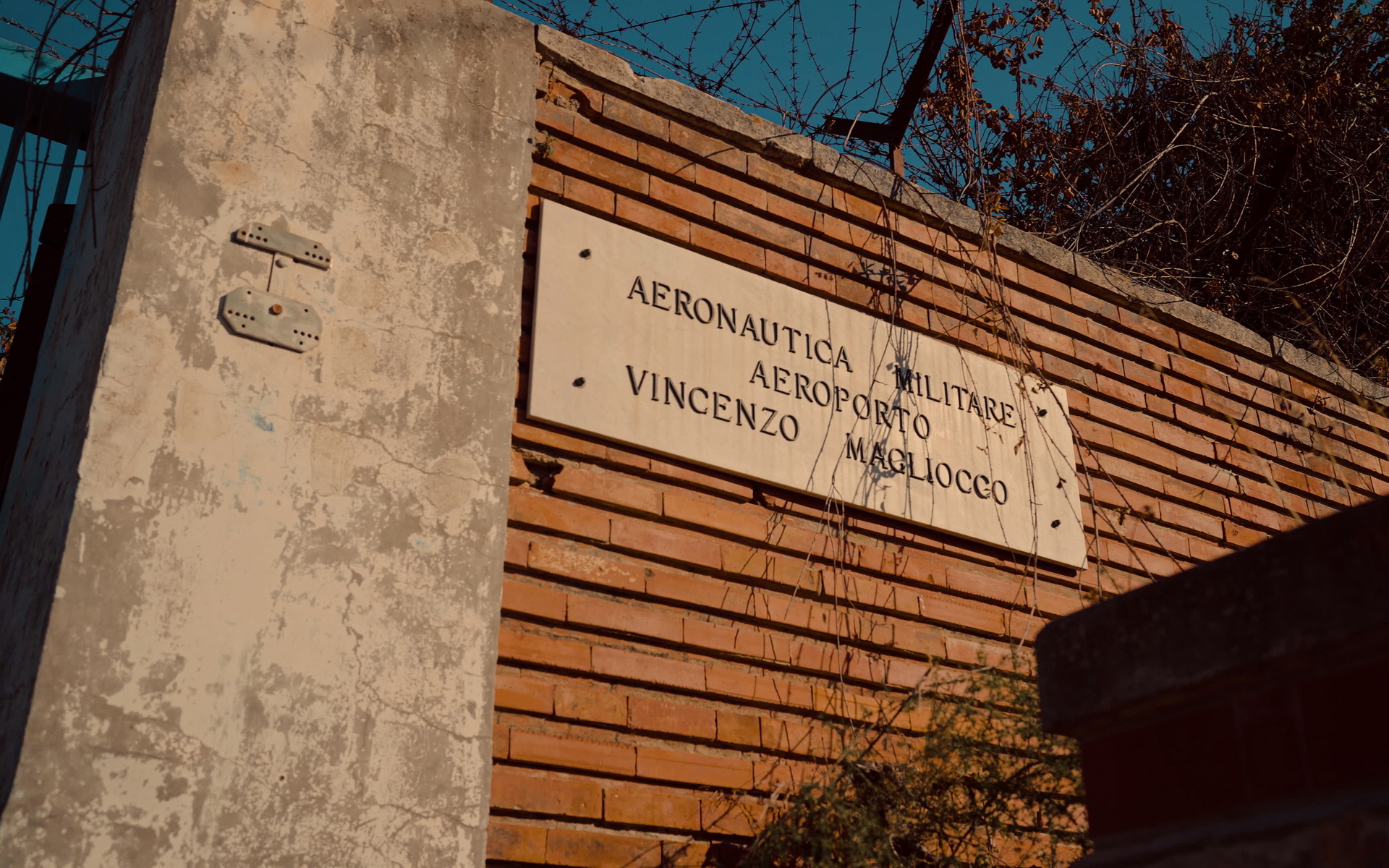 Bentley Drifts The Continental GT Speed To Prove It Can Be Raucous As Well As Stately